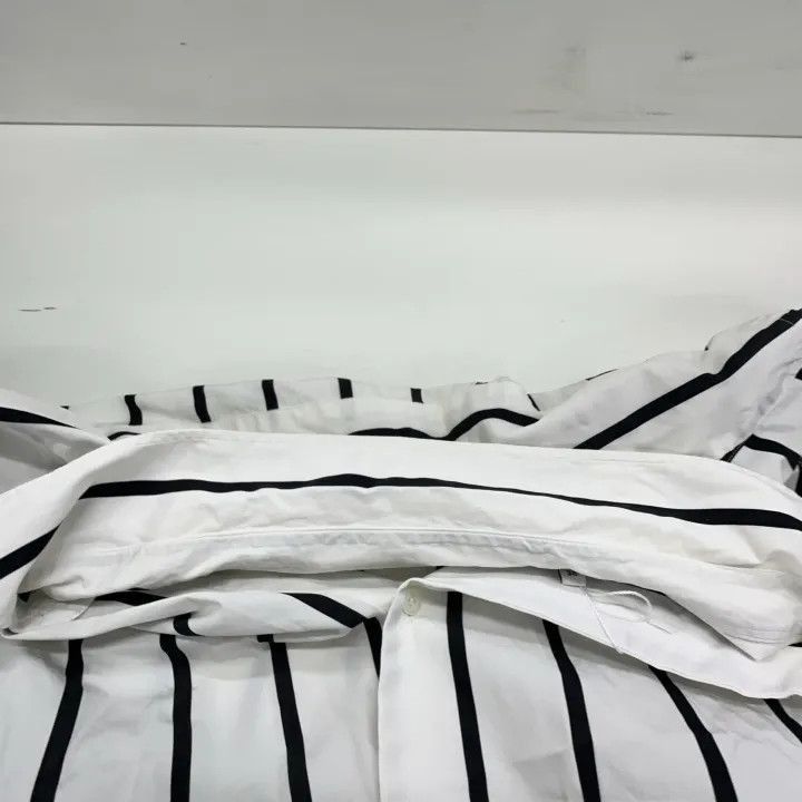AMI AMIPARIS Striped Long Sleeve Logo Shirt for Men -2507 Size US M / EU 48-50 / 2 - 6 Thumbnail
