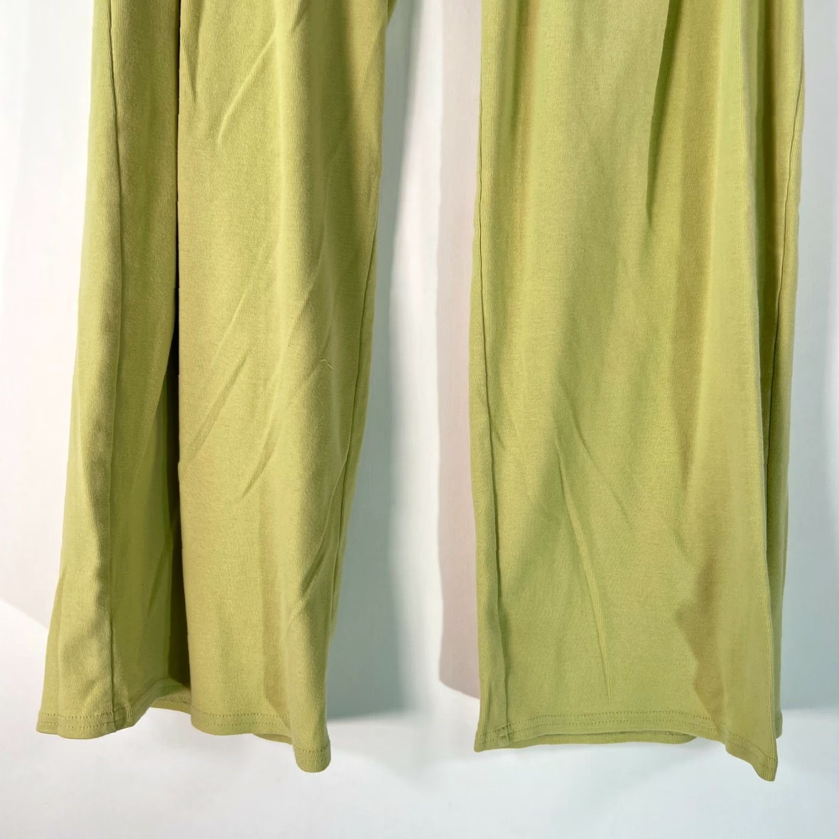 Eddie Bauer Eddie Bauer Womens Green Short Sleeve Pajama Set Size S/M Casual Solid Cotton Lightweight Sleepwear Size 28" / US 6 / IT 42 - 6 Thumbnail