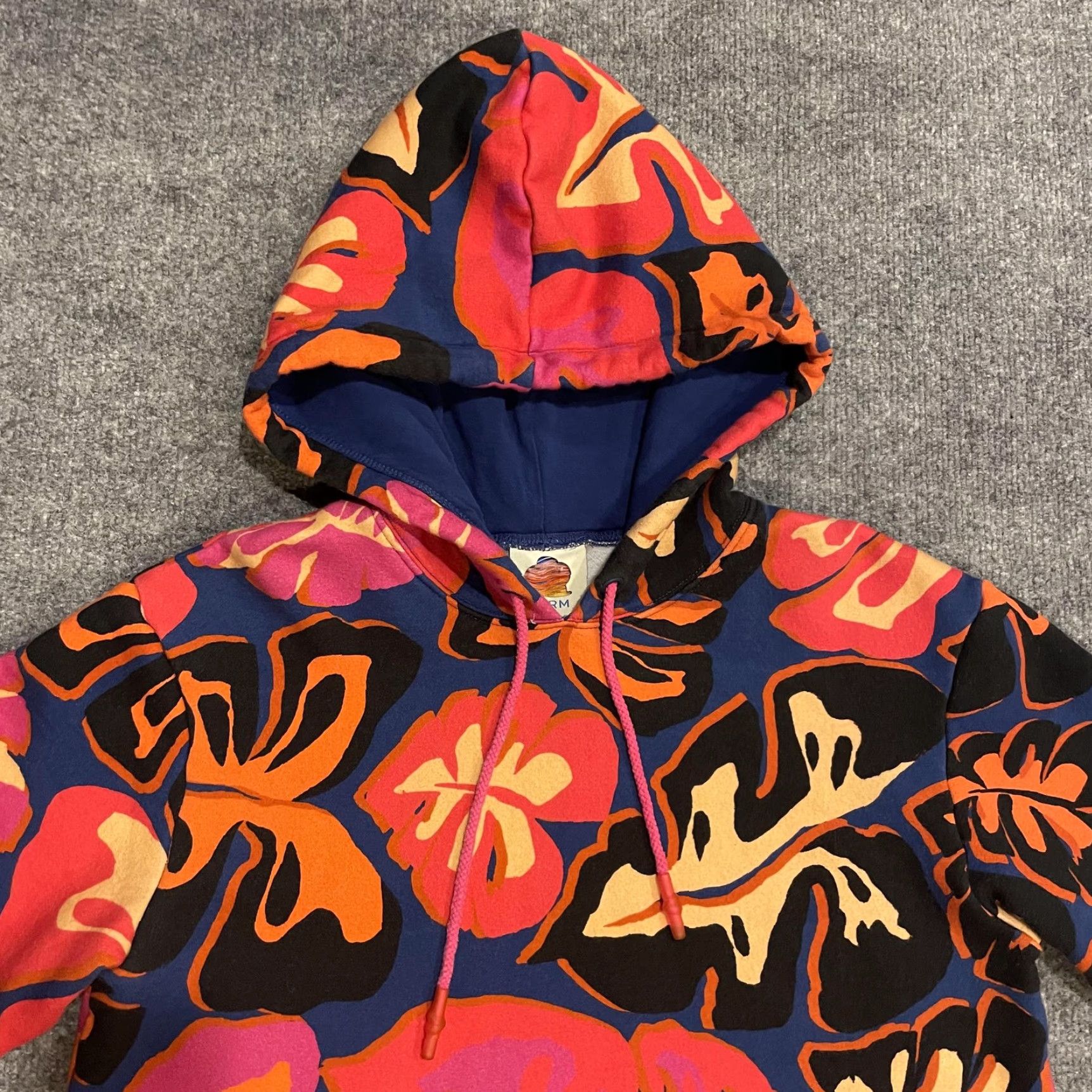 Farm Rio Farm Rio Floral Fleece Hoodie Womens Medium Multicolor Pullover Tropical Textile Cotton Polyester Hooded Drawstring All Seasons Long Sleeve Size M / US 6-8 / IT 42-44 - 3 Thumbnail