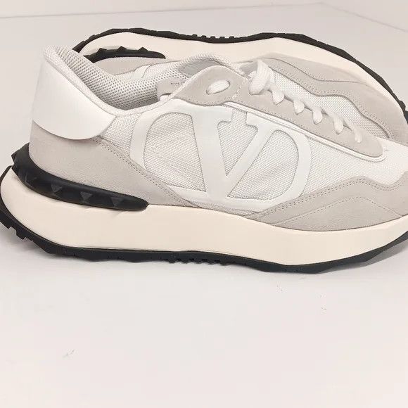 Valentino Valentino White VLogo Netrunner Chunky Sneakers-EU45/US12 Size US 11 / EU 44 - 8 Thumbnail