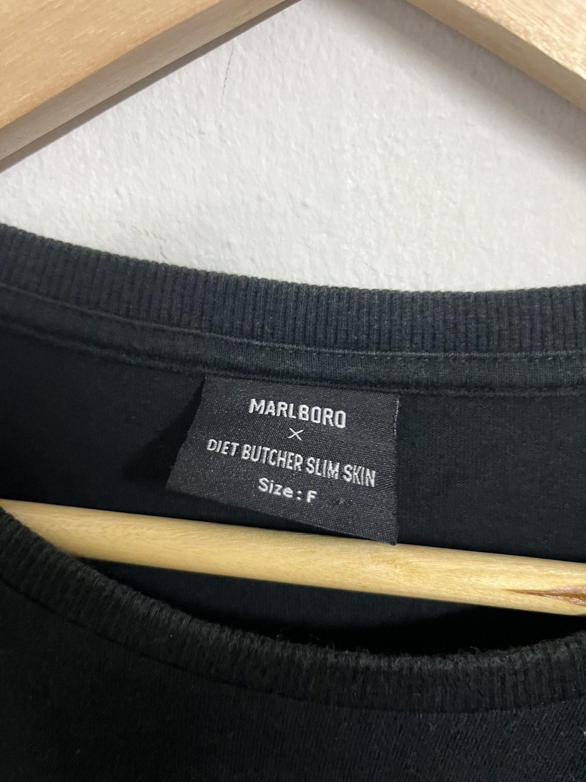 Diet Butcher Slim Skin 💥Grailed Sale💥 DBSS X Marlboro Beat Biter Shirts Size US M / EU 48-50 / 2 - 5 Thumbnail