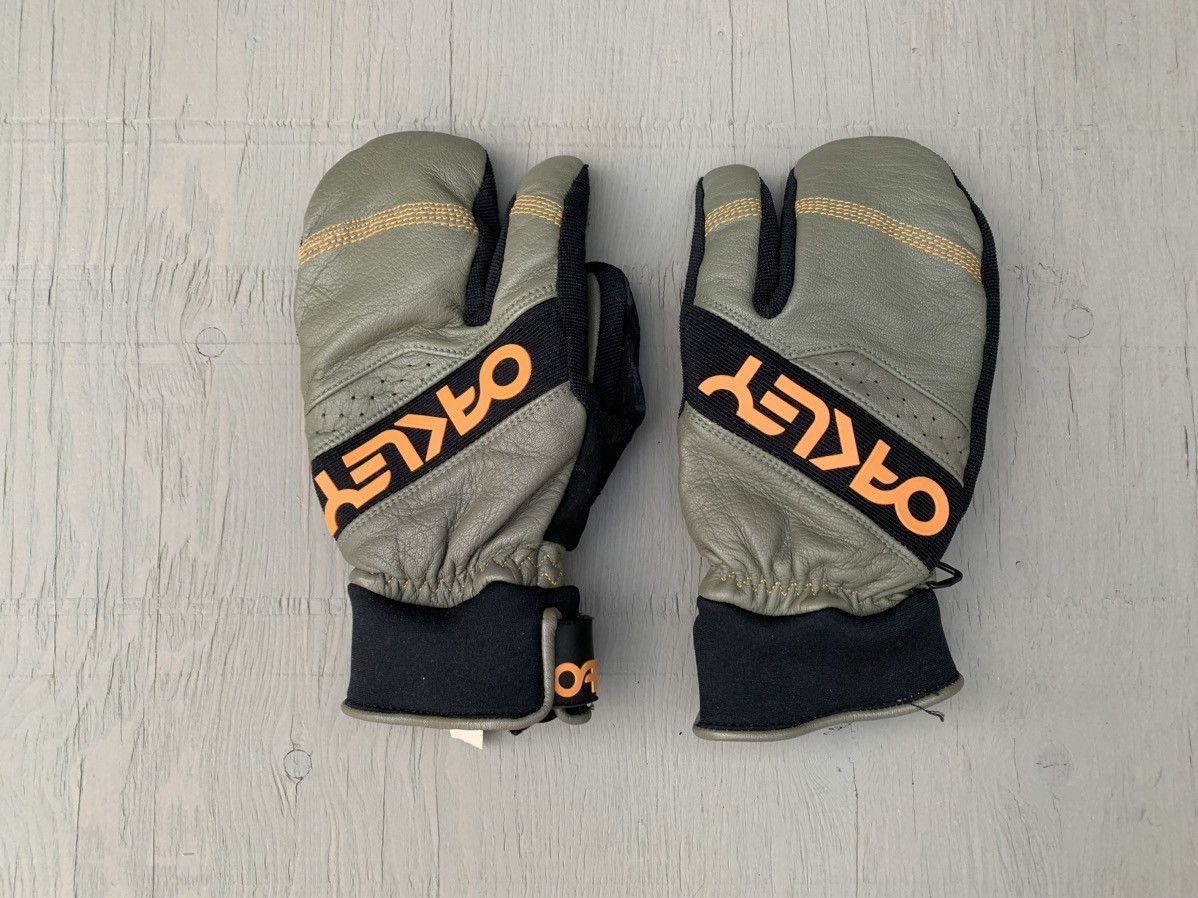 Oakley × Vintage Vintage Oakley Mittens Tabi Trigger Mitt Winter Software 90s Size ONE SIZE - 10 Thumbnail