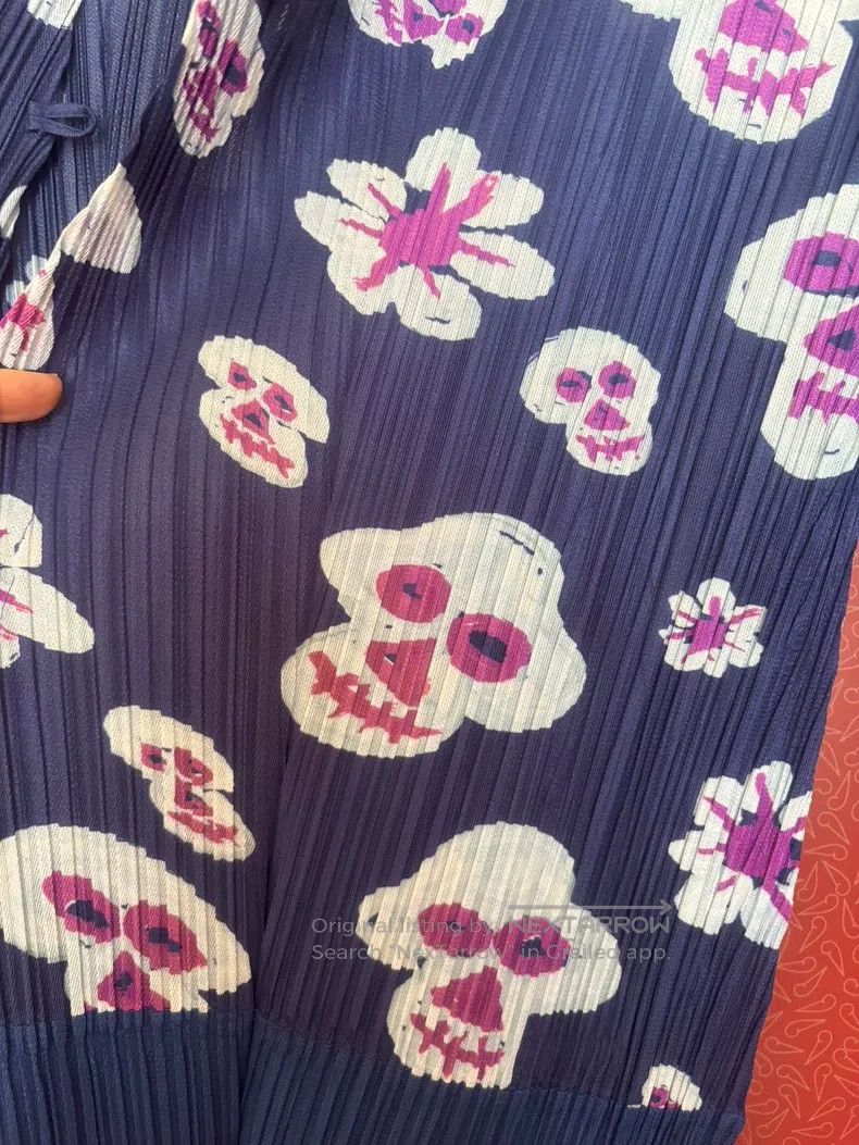 Issey Miyake Issey Miyake Graffiti Butterfly and Skull Cardigan Size L / US 10 / IT 46 - 2 Thumbnail