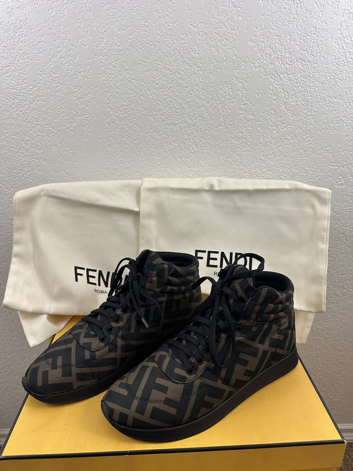 Fendi Fendi FF High-Top Sneakers Nylon + Nappa Leather – Size 38 Size US 8 / IT 38 - 14 Thumbnail