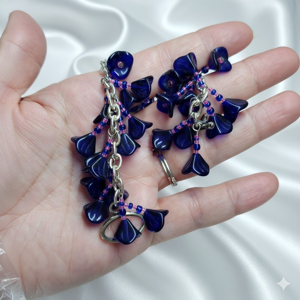 Handmade Charm Bracelet 7.25" Handmade Cobalt Blue Flower Czech Press Size ONE SIZE - 4 Thumbnail