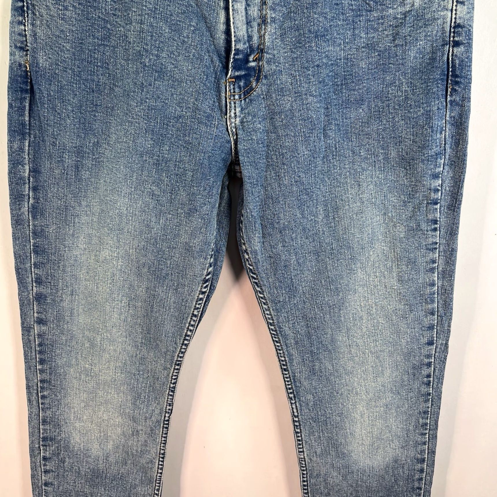 Levi's VINTAGE Levi's 511 Slim Fit Jeans Mens Size 32 x 32 Blue Denim 2010s Size US 32 / EU 48 - 3 Thumbnail