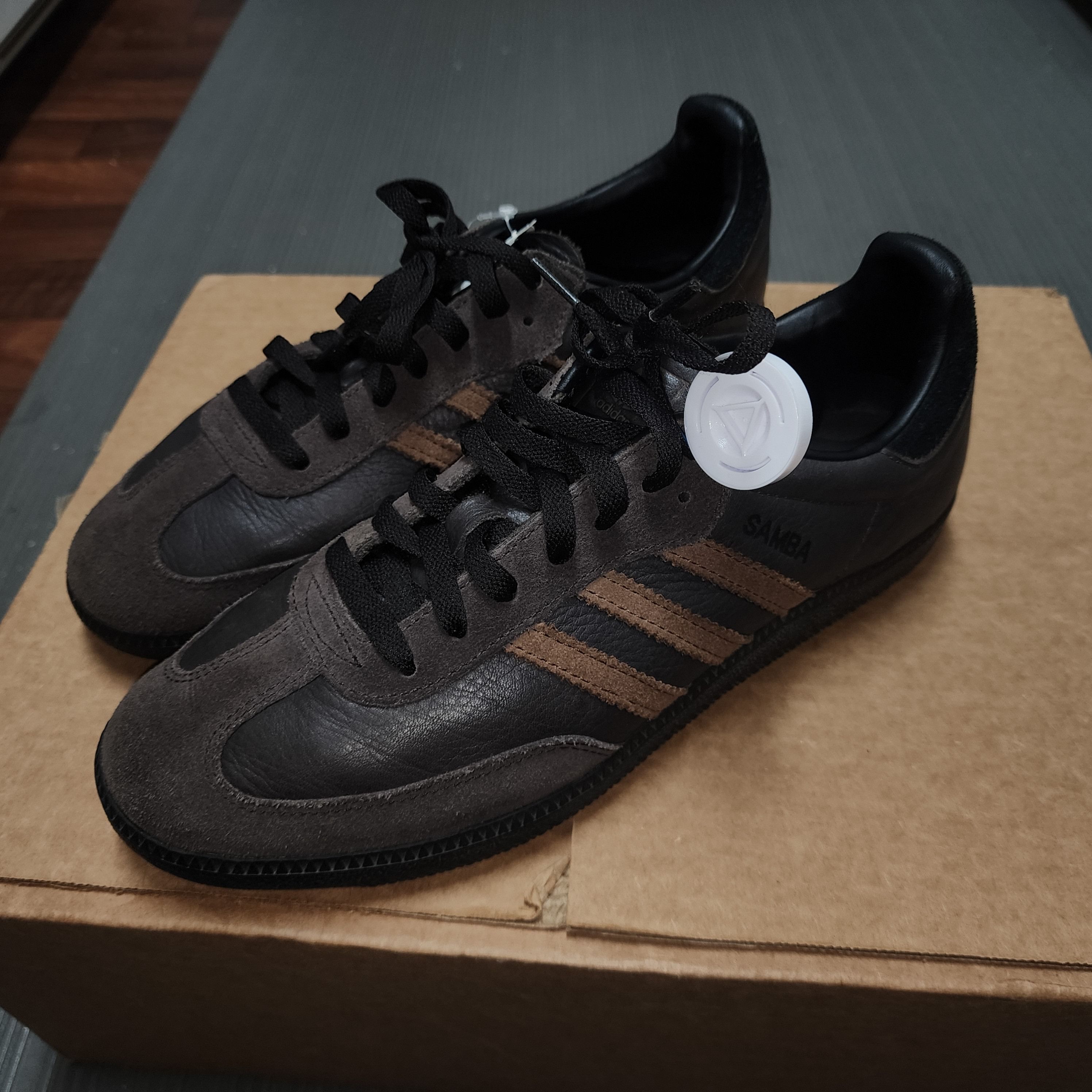 Adidas Adidas Samba OG Vintage Brown Leather/Suede Size US 9.5 / EU 42-43 - 2 Thumbnail