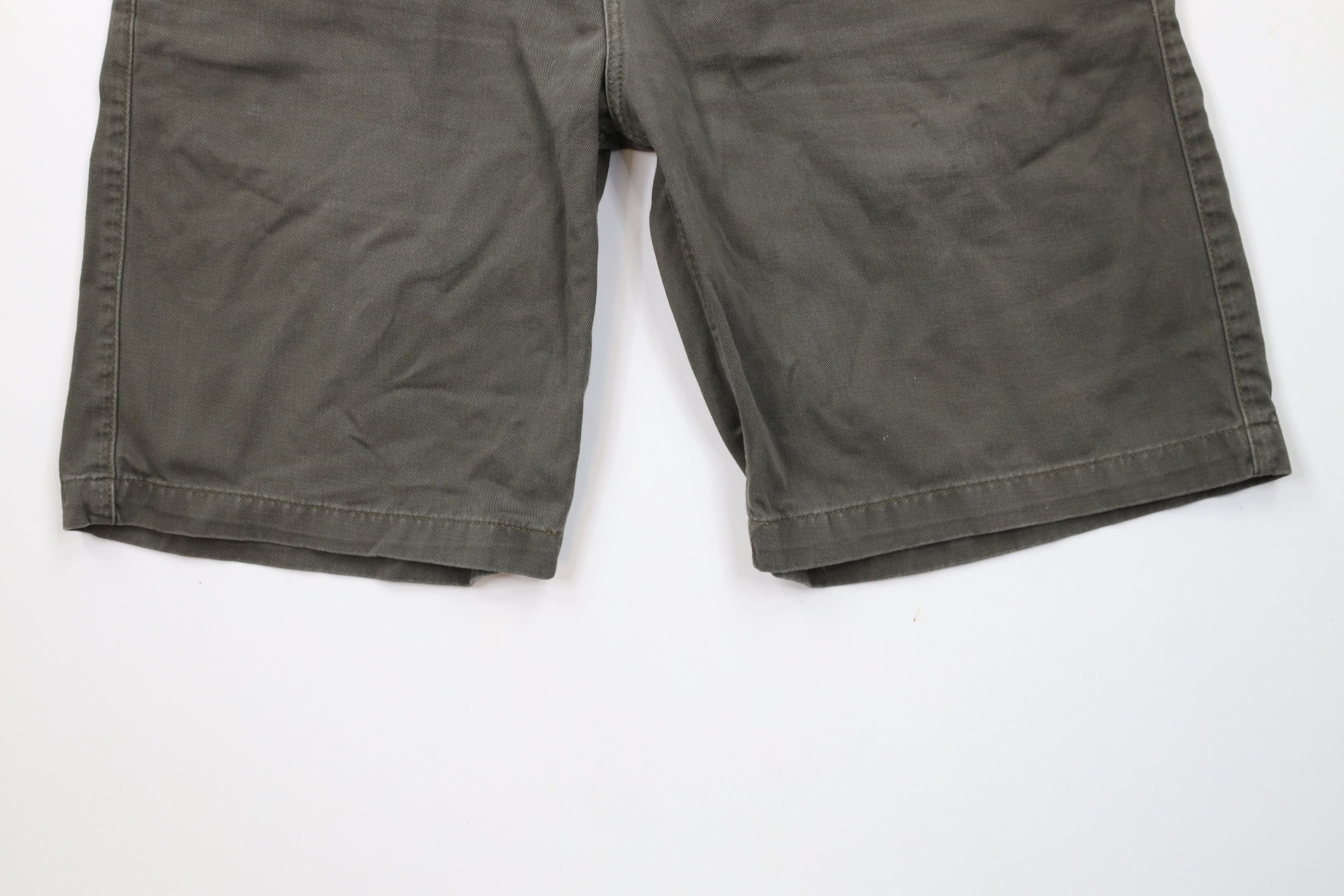 Carhartt × Vintage Vintage Y2K Carhartt Above Knee Chino Shorts Moss Green Size US 32 / EU 48 - 2 Thumbnail