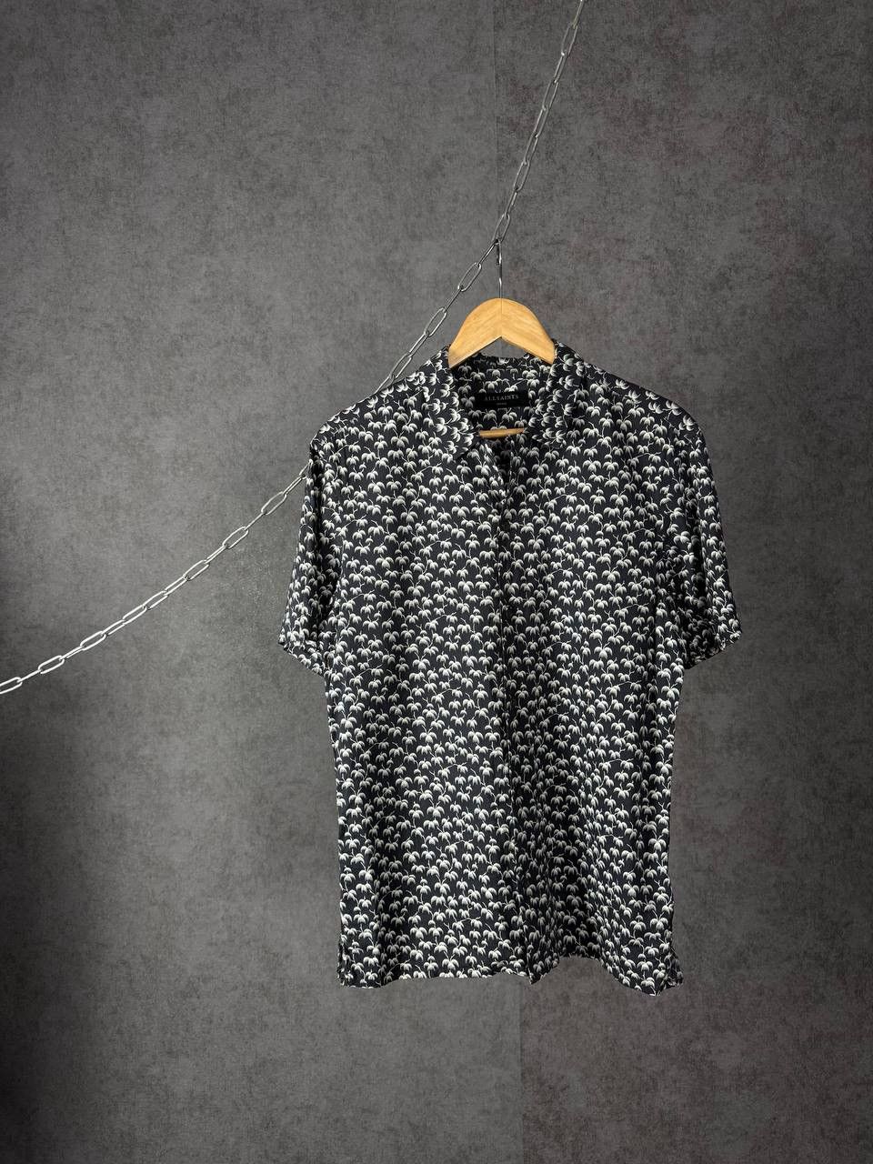 Allsaints Allsaints Hawaiian art monogram shirt Size US S / EU 44-46 / 1 - 1 Thumbnail
