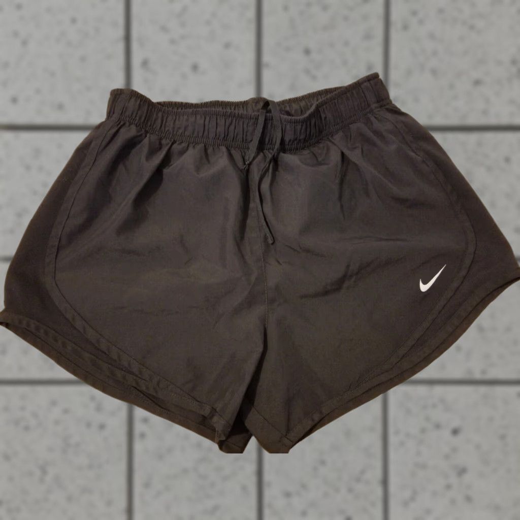 Nike Womens Nike Shorts S Small Black Athletic Gym Workout Size 28" / US 6 / IT 42 - 1 Thumbnail