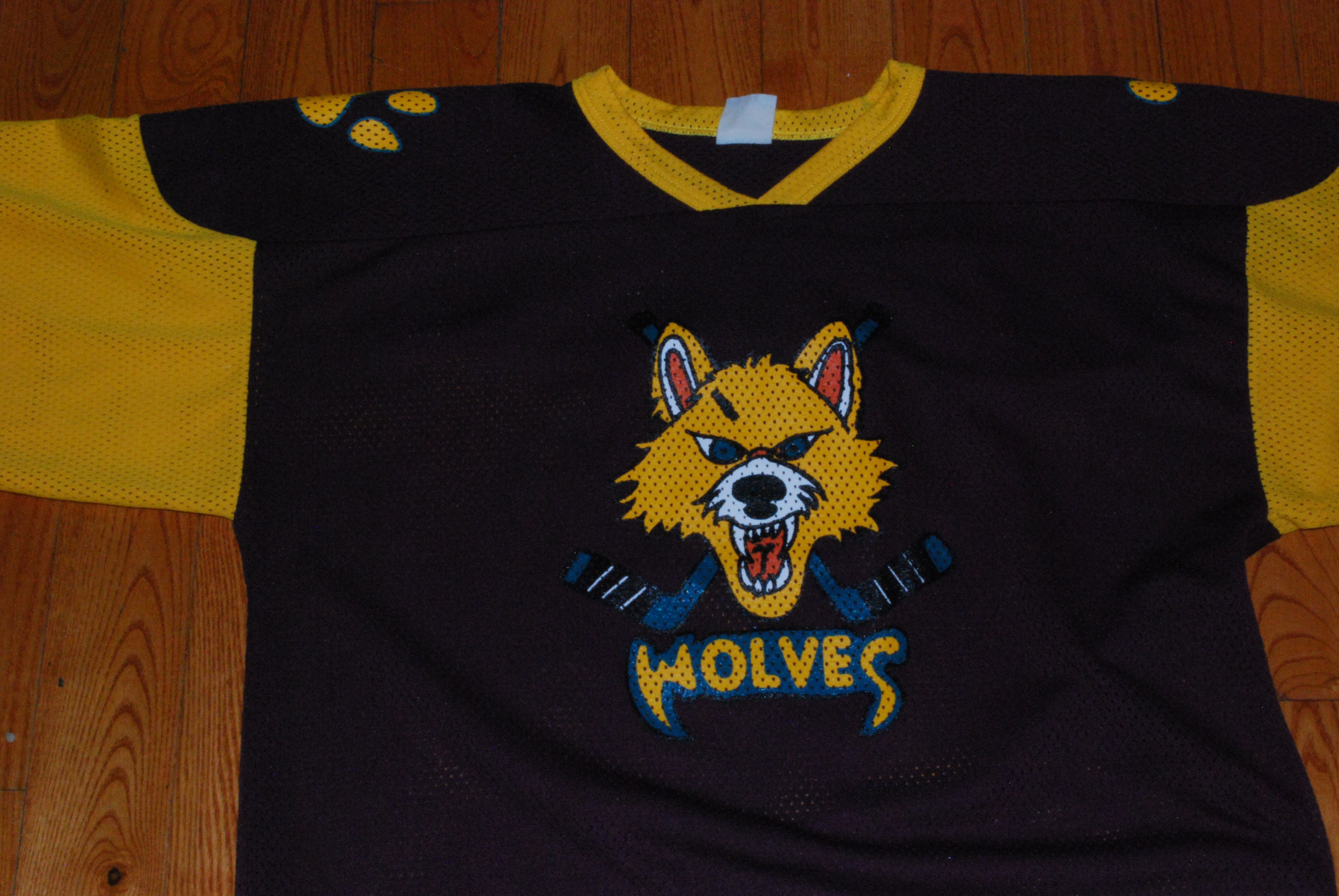 Other Original IHL Chicago Wolves Hockey Jersey from the 1990s Size US XL / EU 56 / 4 - 2 Thumbnail