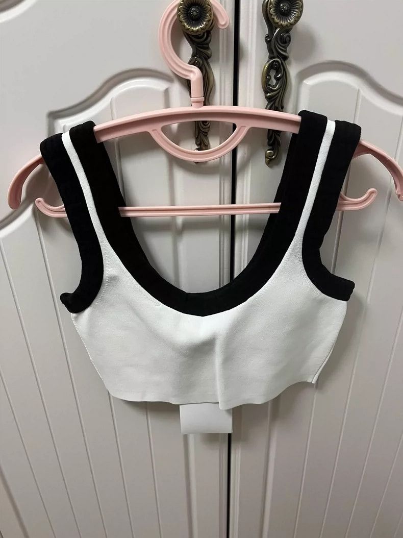 Alexander Wang Alexander Wang Logo Knit Crop Tank Top Size M / US 6-8 / IT 42-44 - 1 Thumbnail