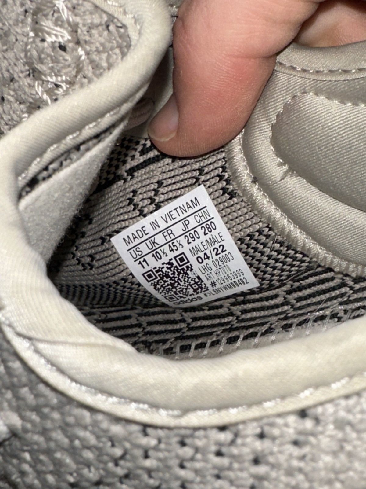 Adidas Yeezy boost 350 V2 Size US 11 / EU 44 - 6 Thumbnail