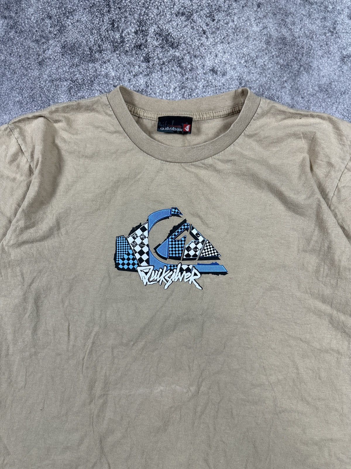 Quiksilver Vintage Quiksilver Logo T-shirt Streetwear Rare Casual USA M Size US M / EU 48-50 / 2 - 4 Thumbnail