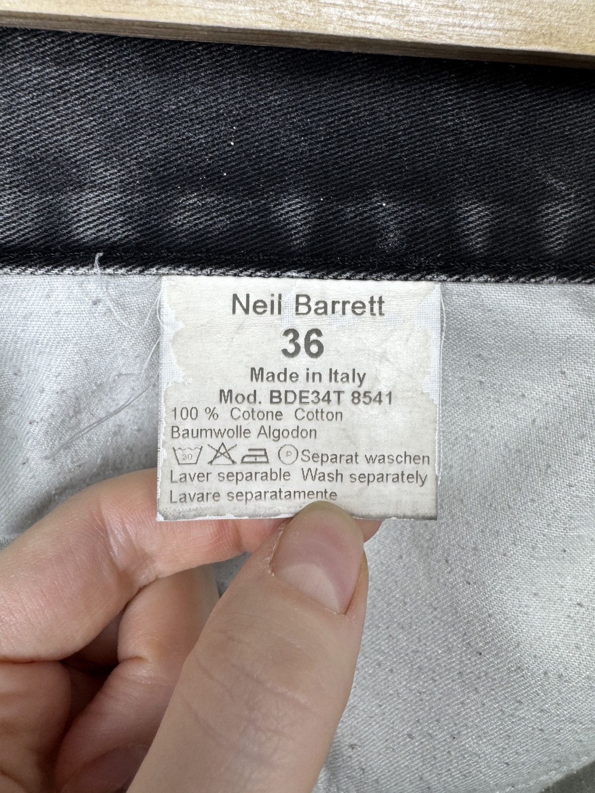 Neil Barrett Neil Barrett faded coated painted denim jeans graphite black Size US 36 / EU 52 - 11 Thumbnail