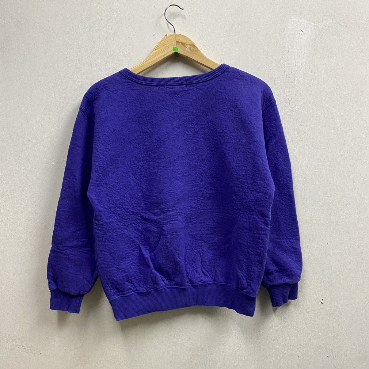 Gianni Valentino VTG Gianni Valentino purple crewneck sweatshirt embroid logo Size US XS / EU 42 / 0 - 2 Thumbnail