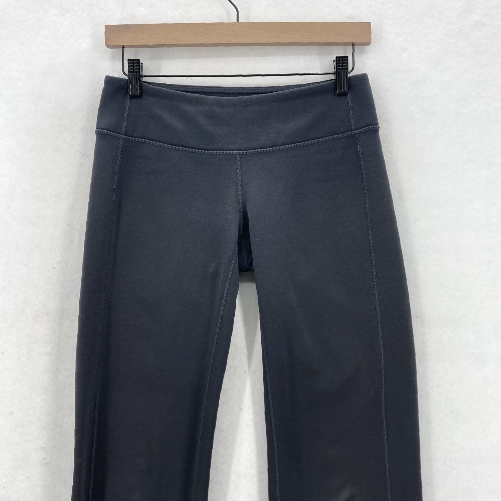 Athleta Athleta Pants Womens XS Gray Bootcut Flare Stretch Activewear Lounge Preppy Yoga Size 26" / US 2 / IT 38 - 2 Thumbnail