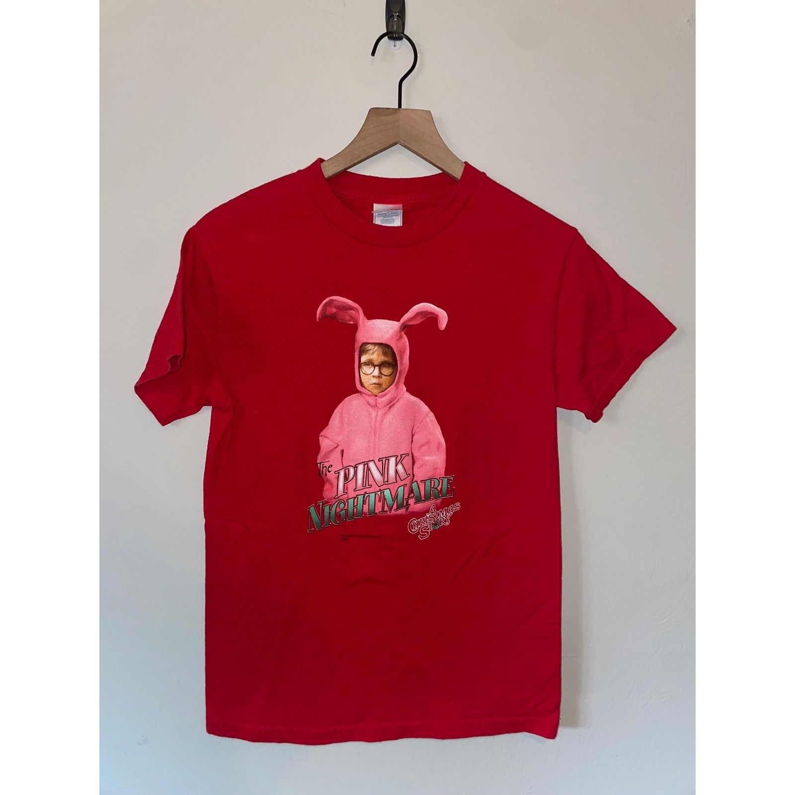 Vintage Vintage A Christmas Story Shirt The Pink Nightmare Red Tee S Size US S / EU 44-46 / 1 - 1 Thumbnail