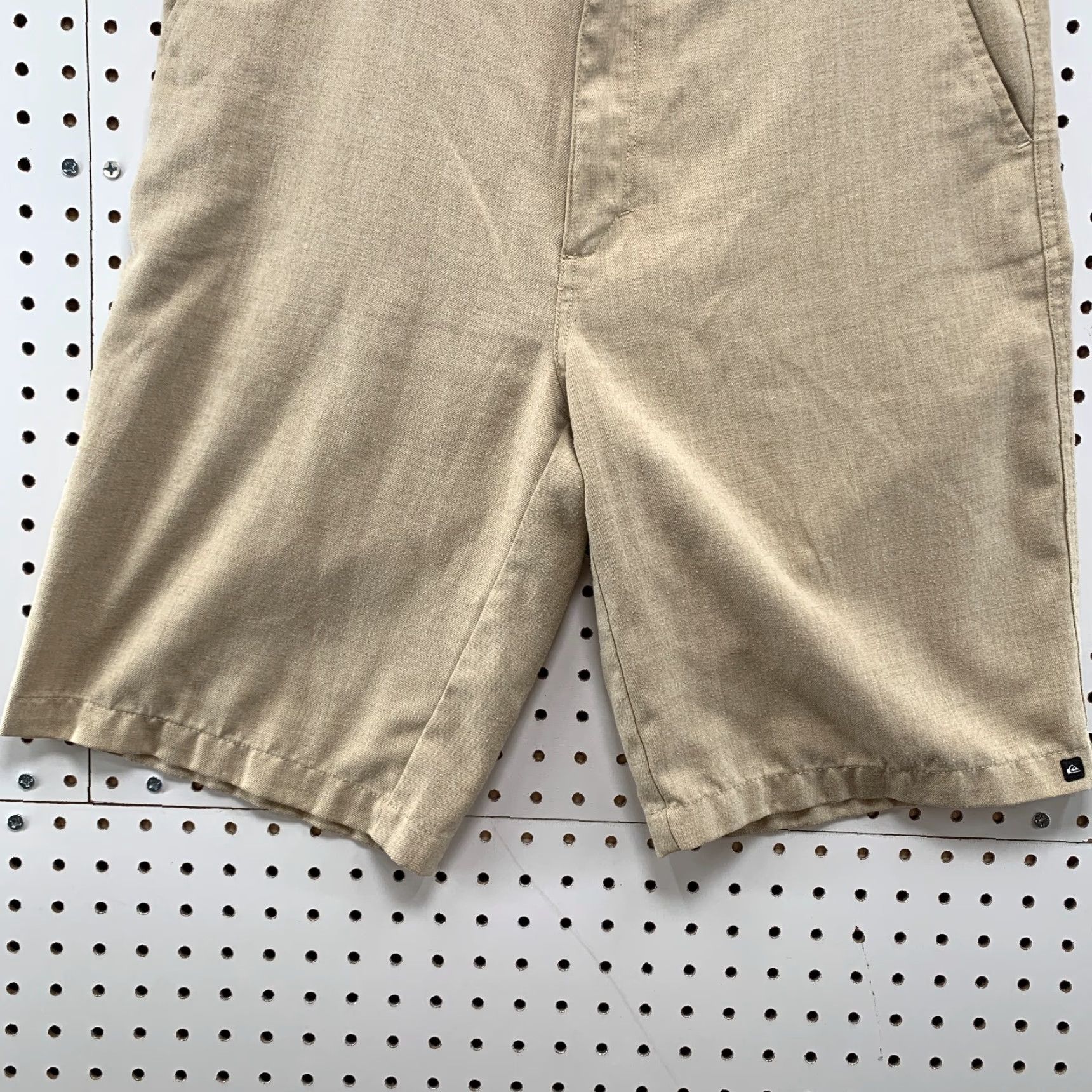 Quiksilver Quiksilver Shorts Adult 32 Beige Casual Polyester 11 Inseam Mens Size US 32 / EU 48 - 6 Thumbnail
