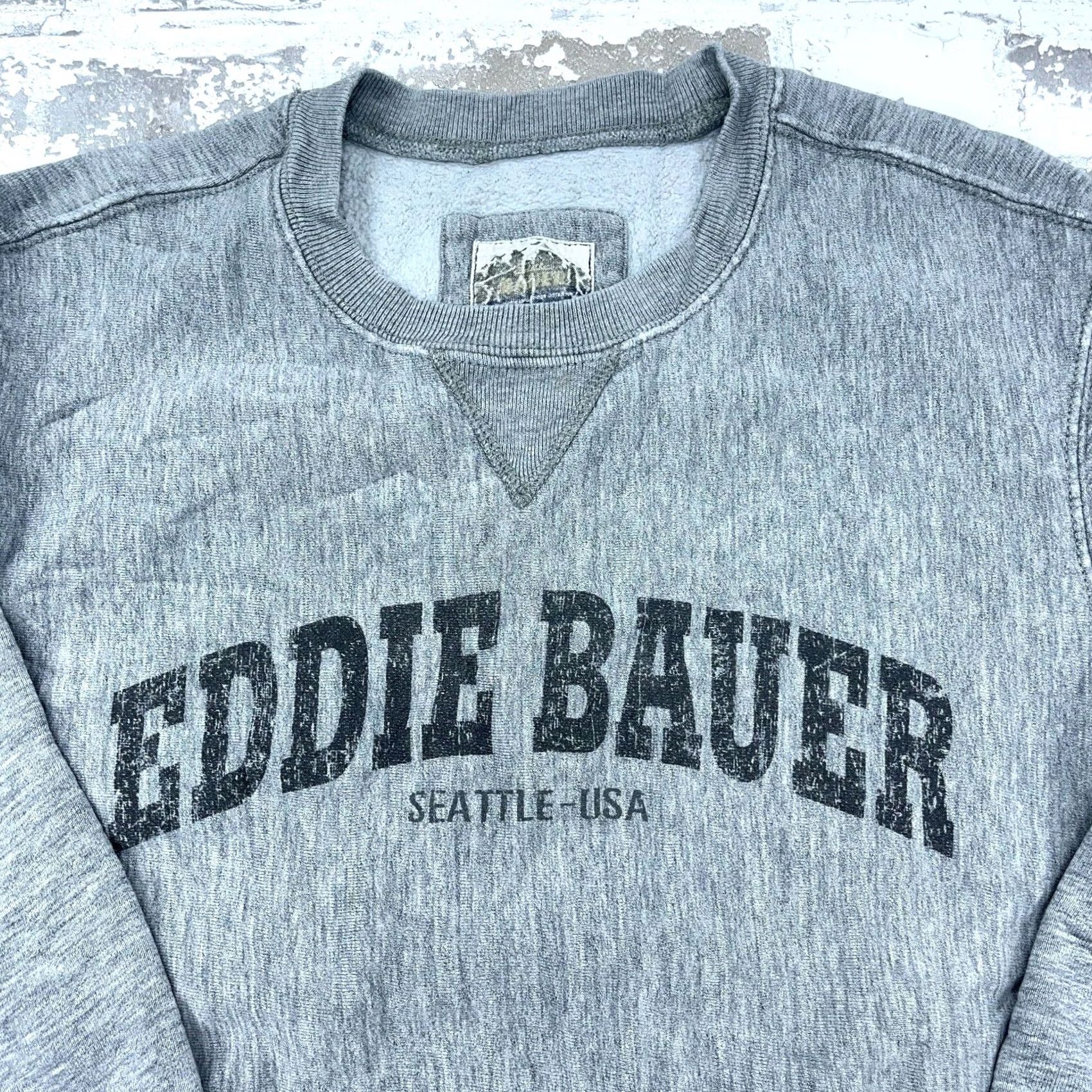 Eddie Bauer Vintage Eddie Bauer Sweatshirt Men Large Crew Neck Sweater Heavy Distressed Y2K Size US L / EU 52-54 / 3 - 3 Thumbnail