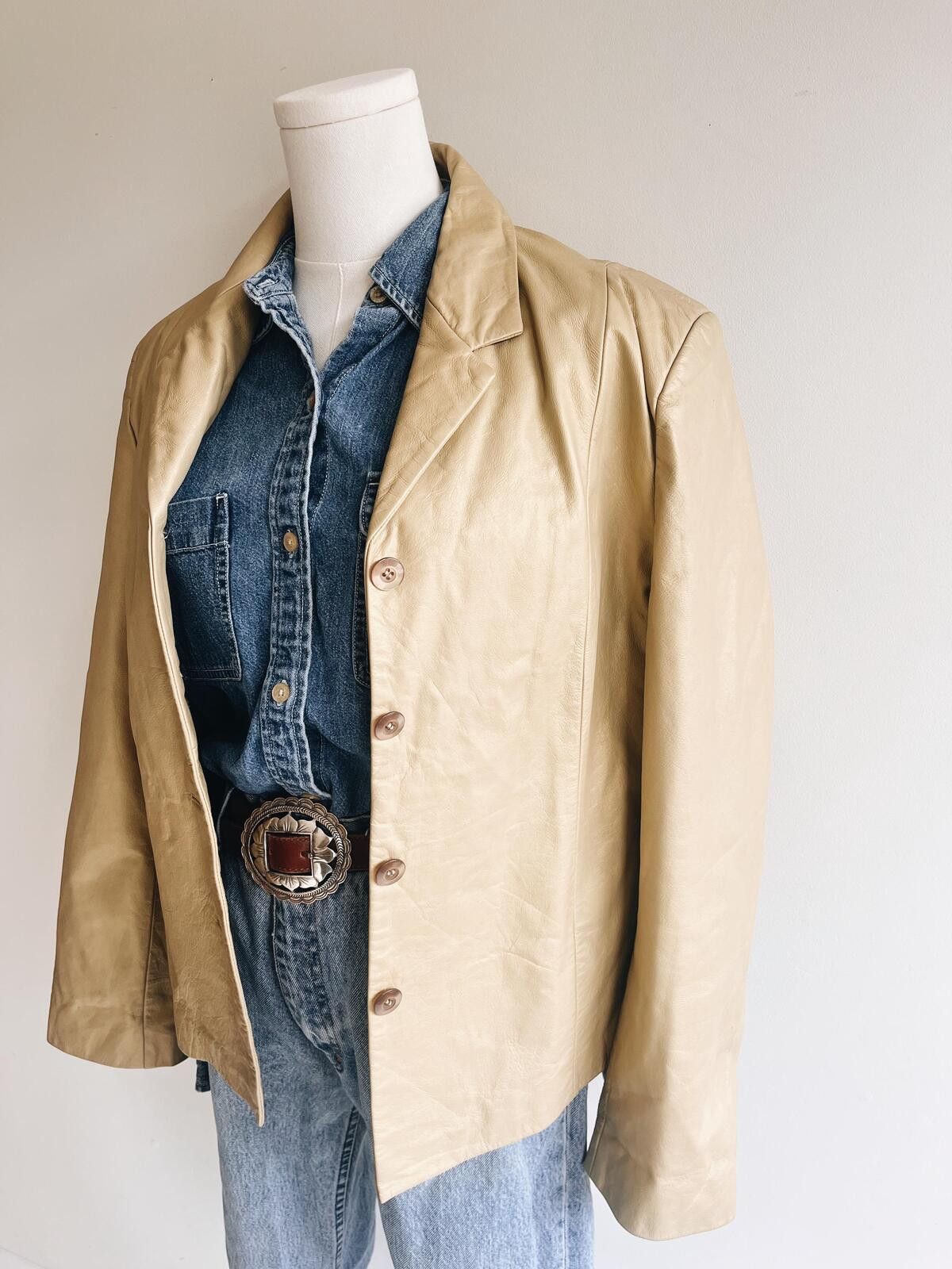 Other Vintage Gold Leather Blazer/Jacket Size M / US 6-8 / IT 42-44 - 2 Thumbnail