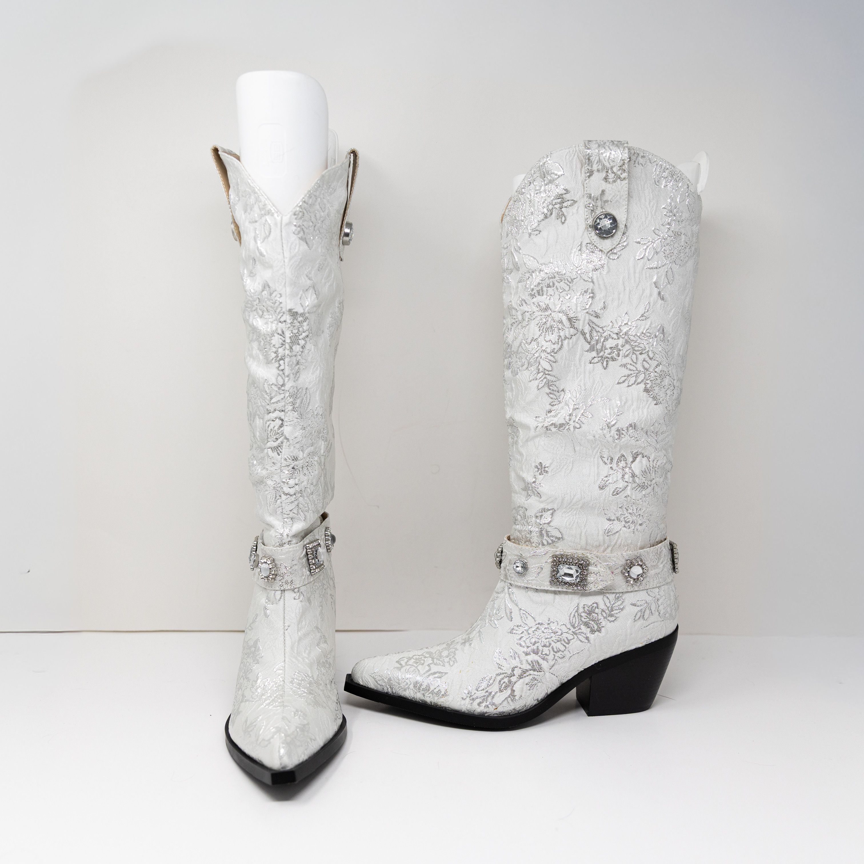 Azalea Wang NEW Azalea Wang Bavani Pointed Toe Size US 6 / IT 36 - 1 Thumbnail