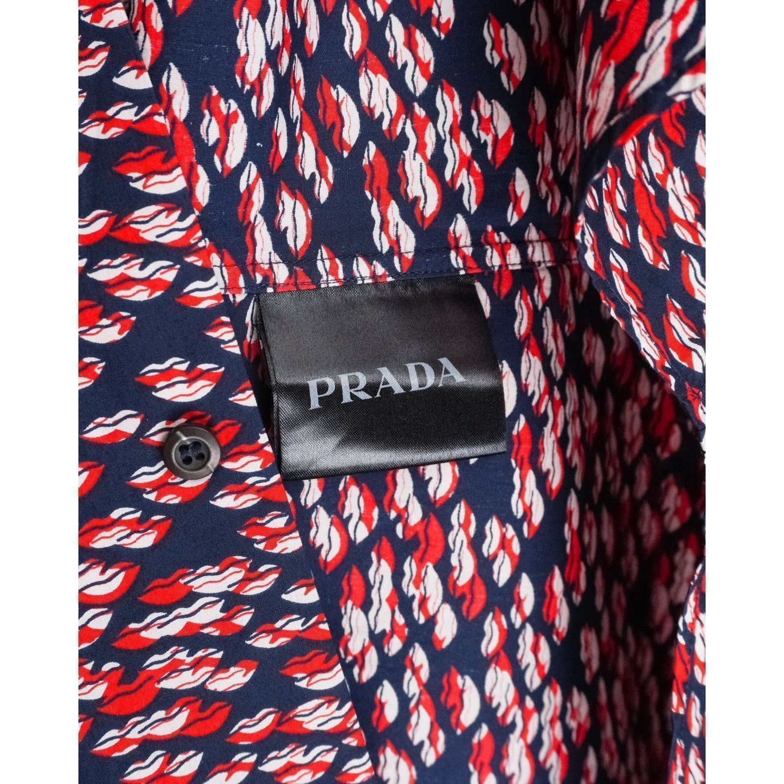 Prada Vintage prada milano 2015 lips pattern long sleeve shirt Size US L / EU 52-54 / 3 - 10 Thumbnail