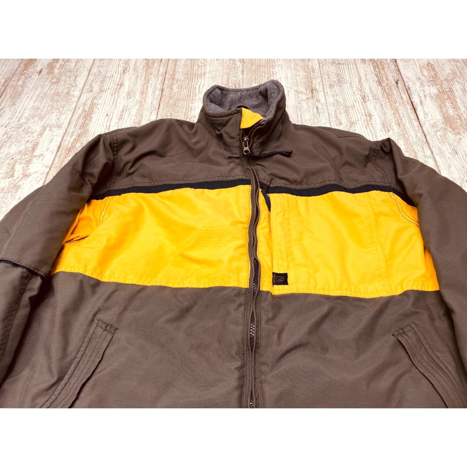 Abercrombie & Fitch Abercrombie & Fitch Full Zip Jacket Mens L Gray Yellow Coat Nylon Rain Lined Size US L / EU 52-54 / 3 - 5 Thumbnail