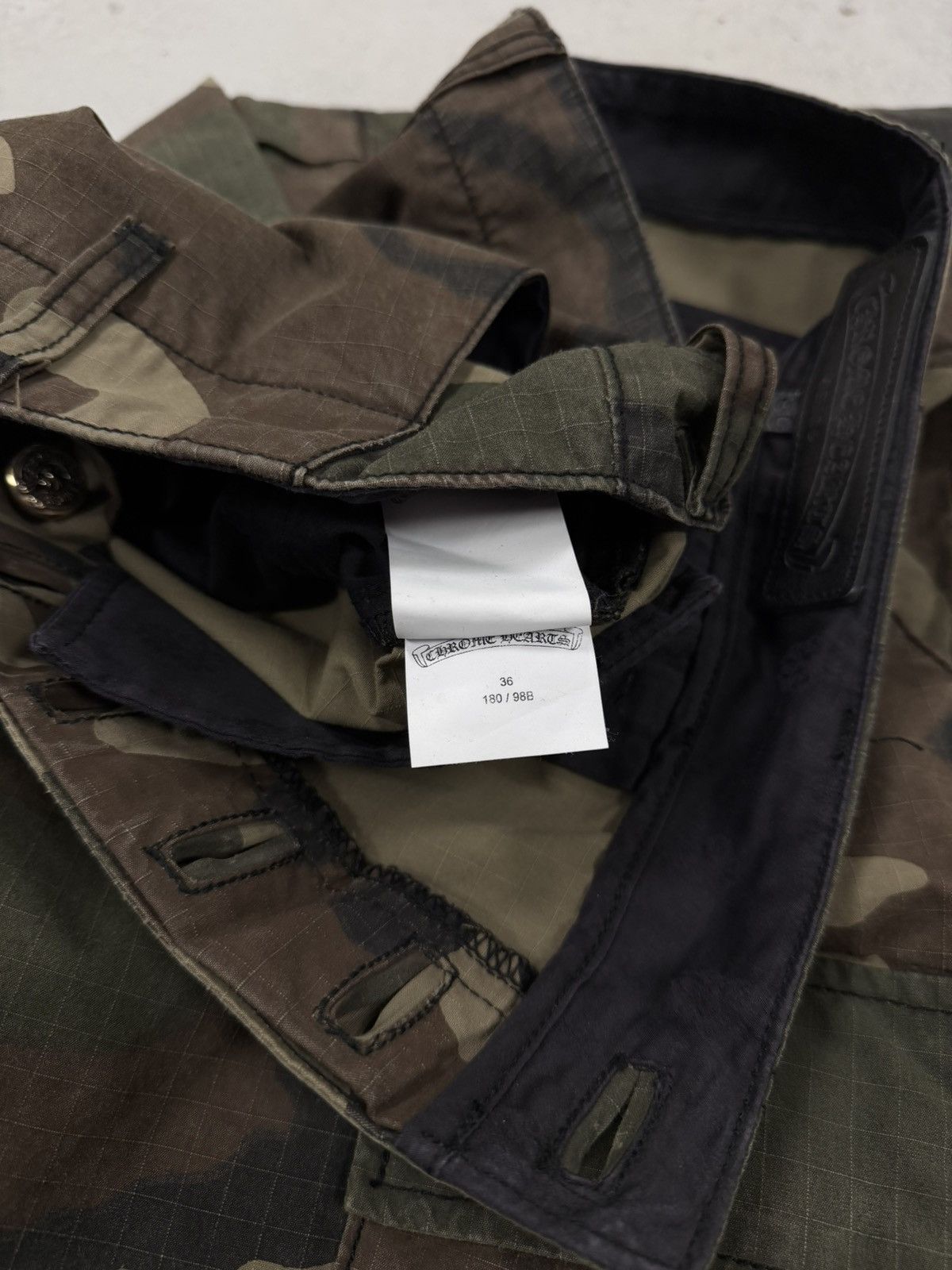 Chrome Hearts Chrome Hearts Leather Cross Patch Ripstop Camo Cargos W36 Size US 36 / EU 52 - 14 Thumbnail