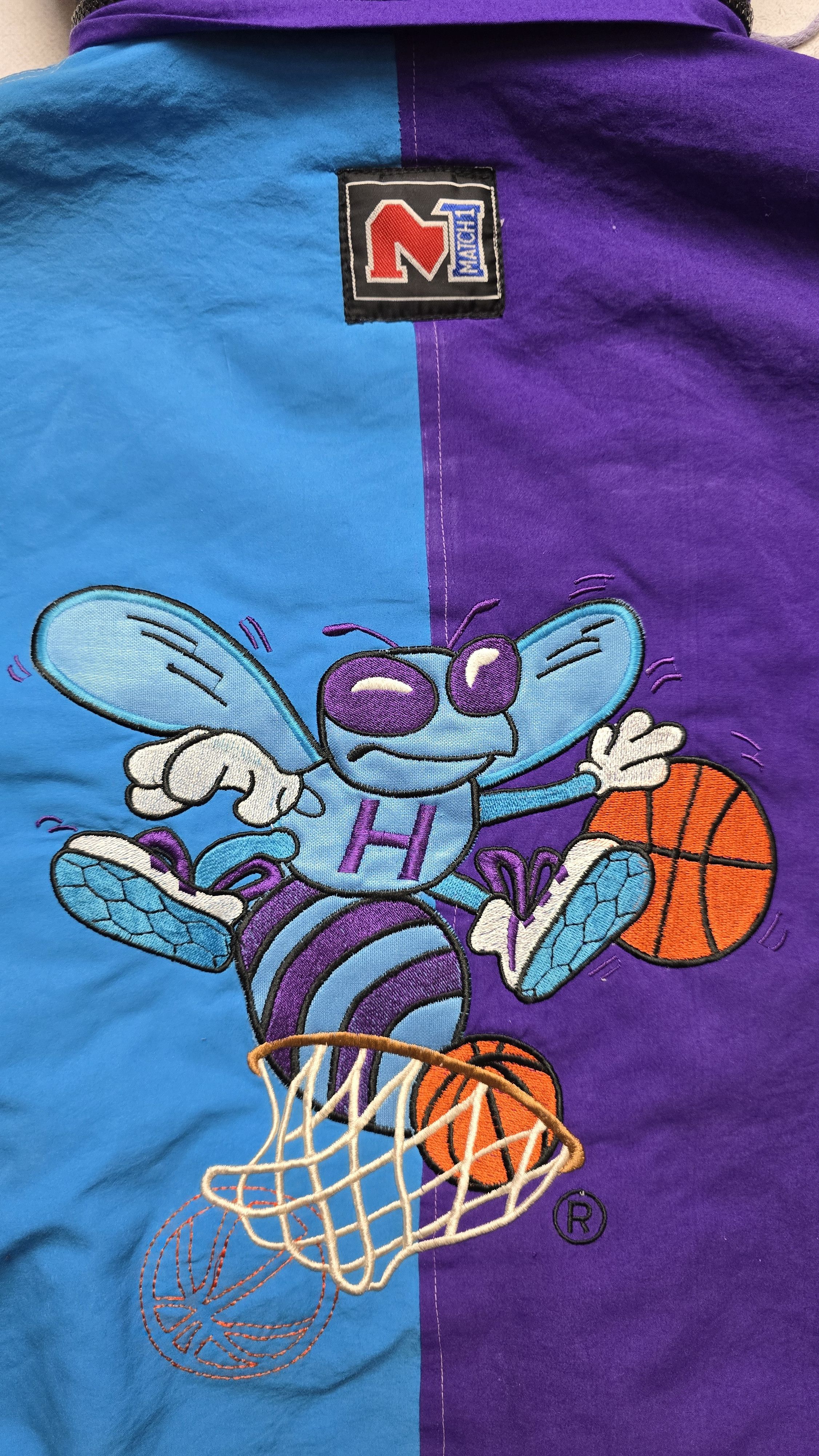 Logo Athletic VTG 90s Charlotte Hornets Logo Athletic Match 1 Jacket Size US L / EU 52-54 / 3 - 8 Thumbnail