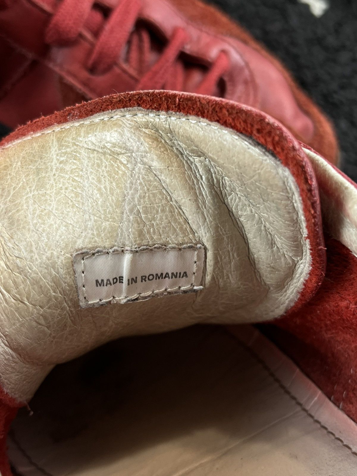 Maison Margiela AW05 Maison Margiela Vintage Red Leather Replica Gats Size US 9 / EU 42 - 12 Thumbnail