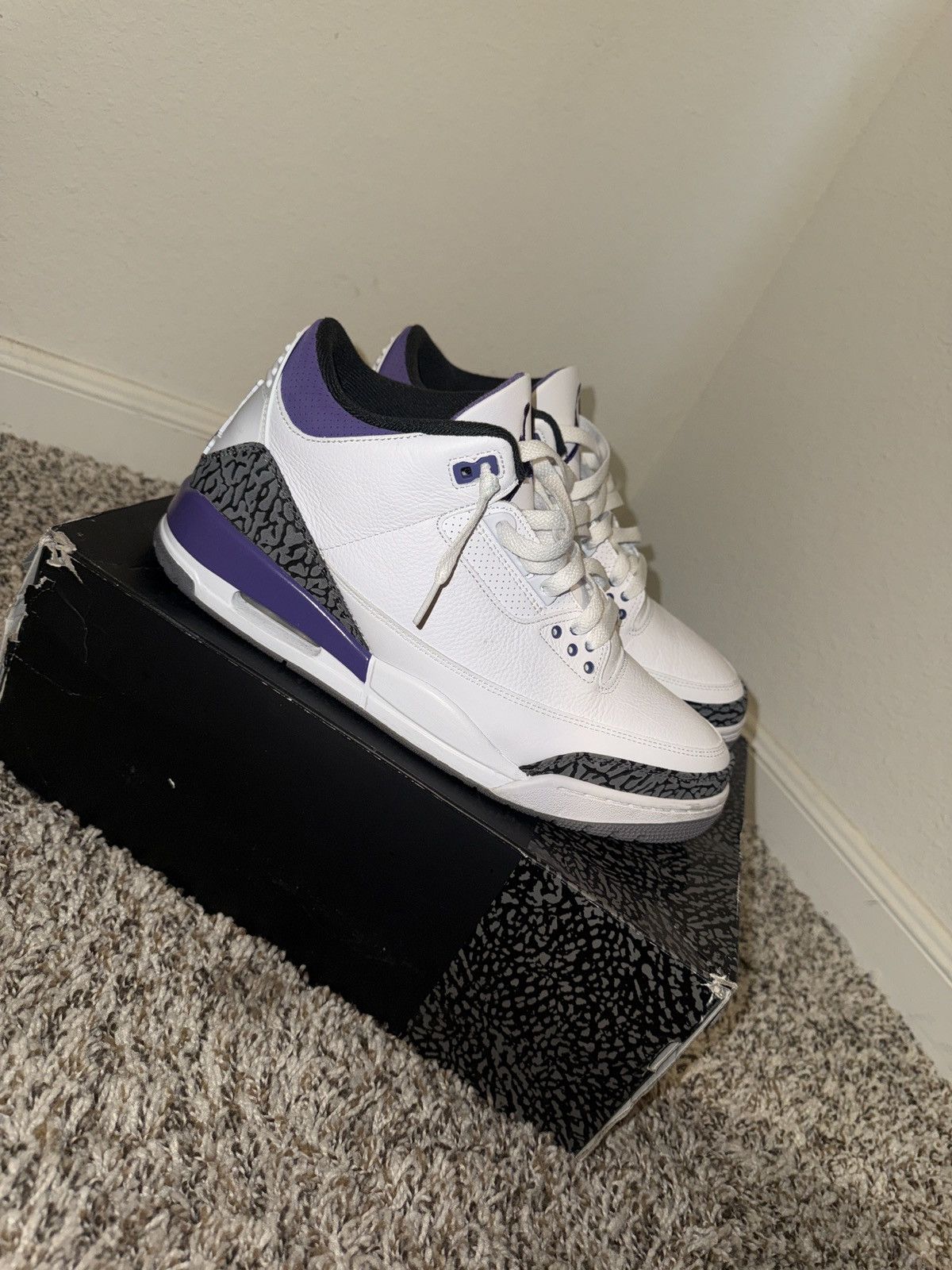 Jordan Brand Jordan 3 Dark Iris Size US 11 / EU 44 - 1 Thumbnail