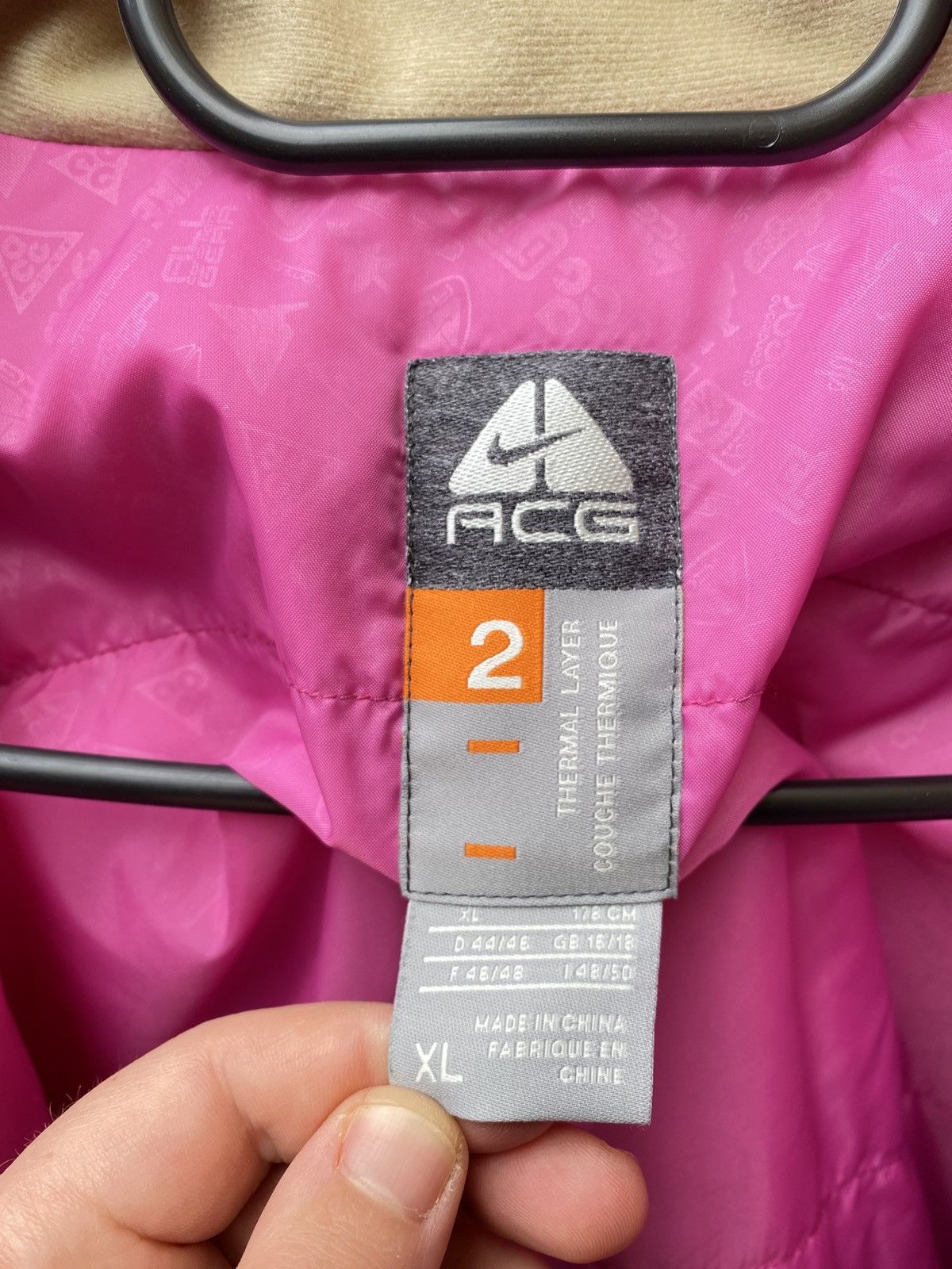 Nike ACG Vintage Nike ACG Jacket Pink Y2K like Arc’teryx Size XL / US 12-14 / IT 48-50 - 9 Thumbnail
