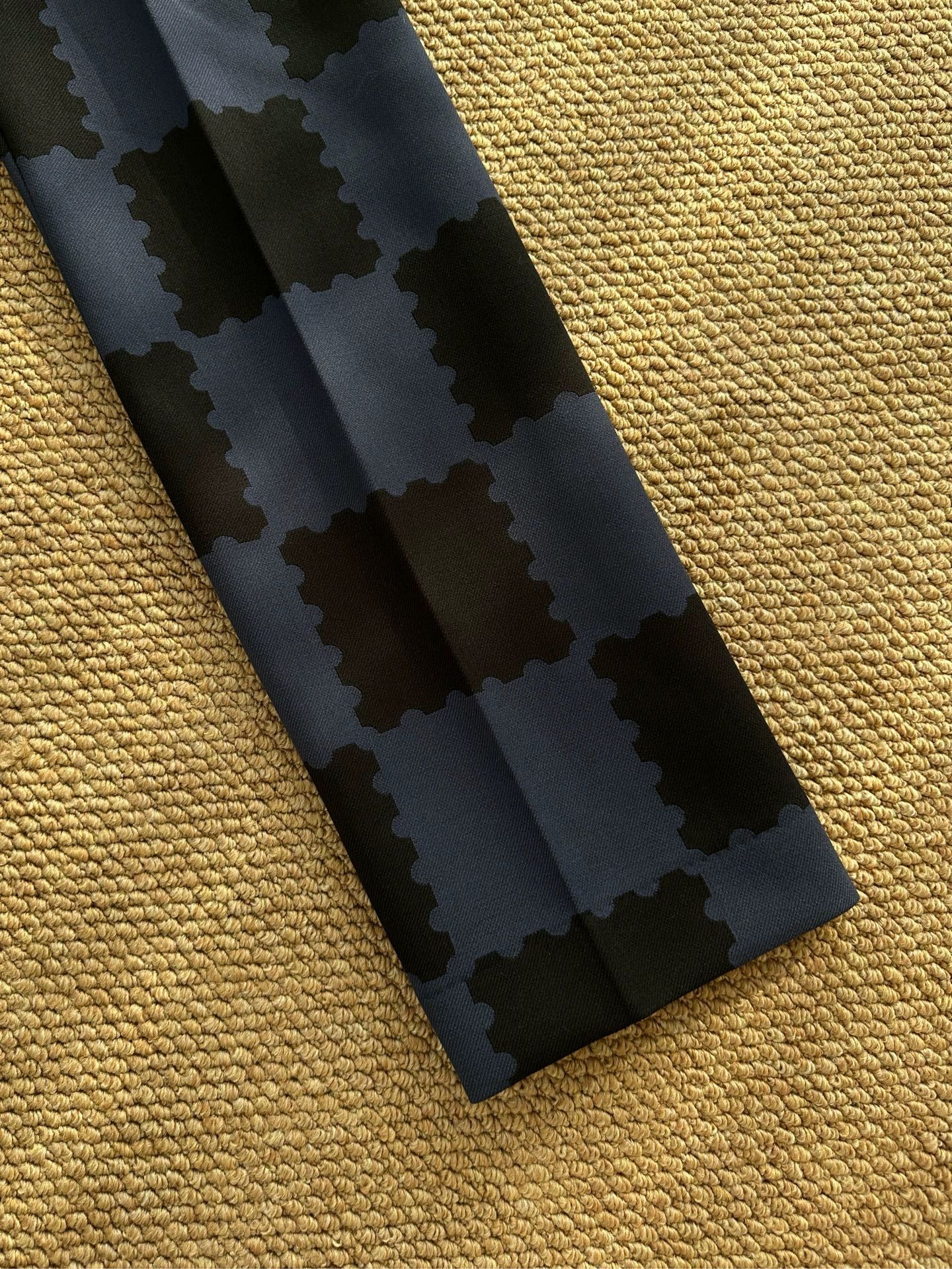 Louis Vuitton LV x NIGO 2 Monogram Trousers Navy 38 Size US 28 / EU 44 - 3 Thumbnail