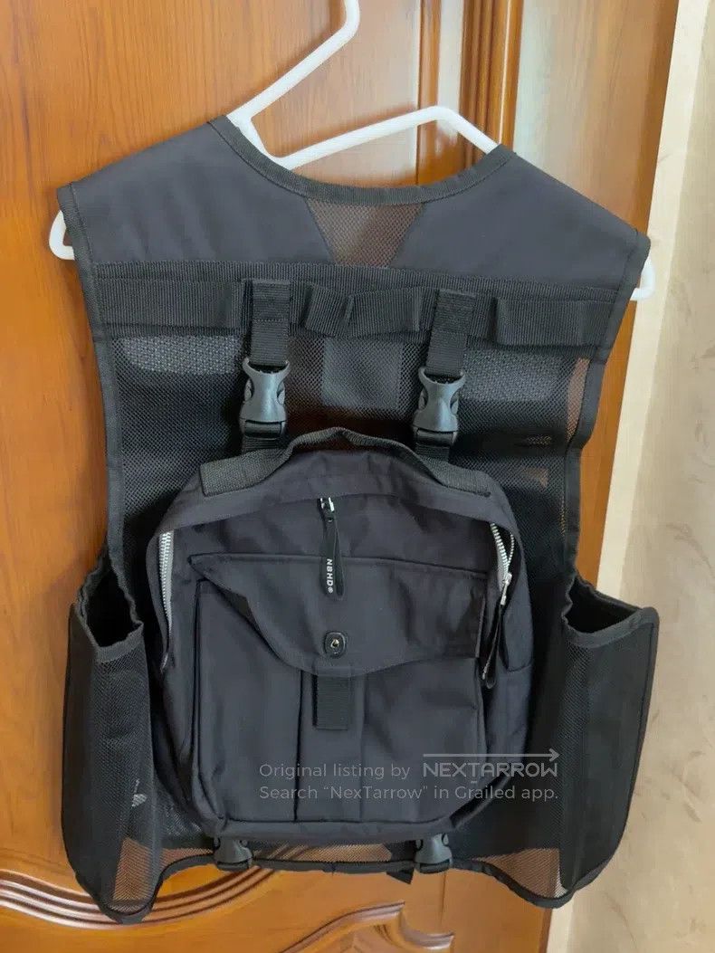 Neighborhood Neighborhood size F Tactical Vest Size US S / EU 44-46 / 1 - 2 Thumbnail