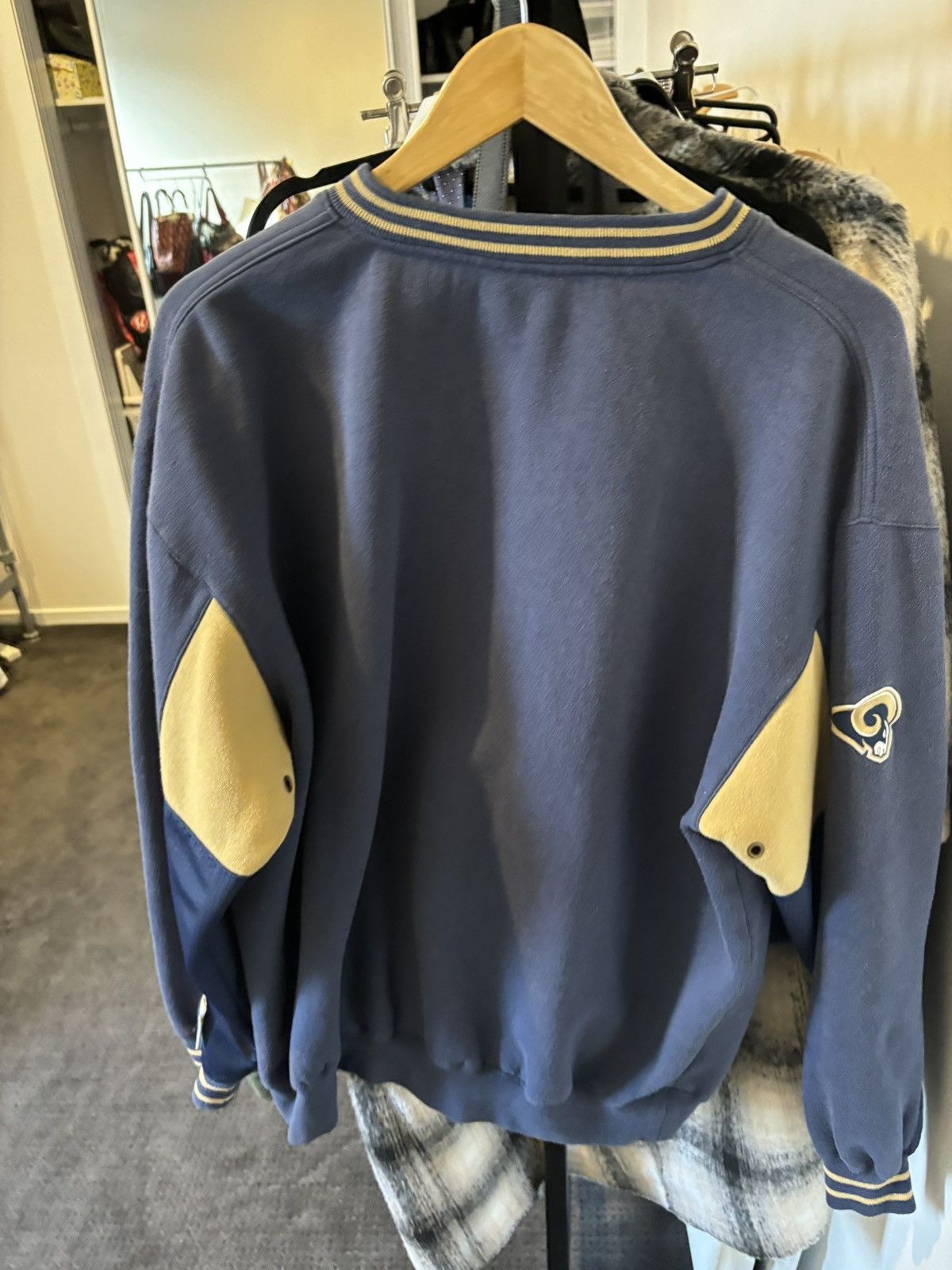 NFL Cropped St louis Rams sweater Size US L / EU 52-54 / 3 - 2 Thumbnail
