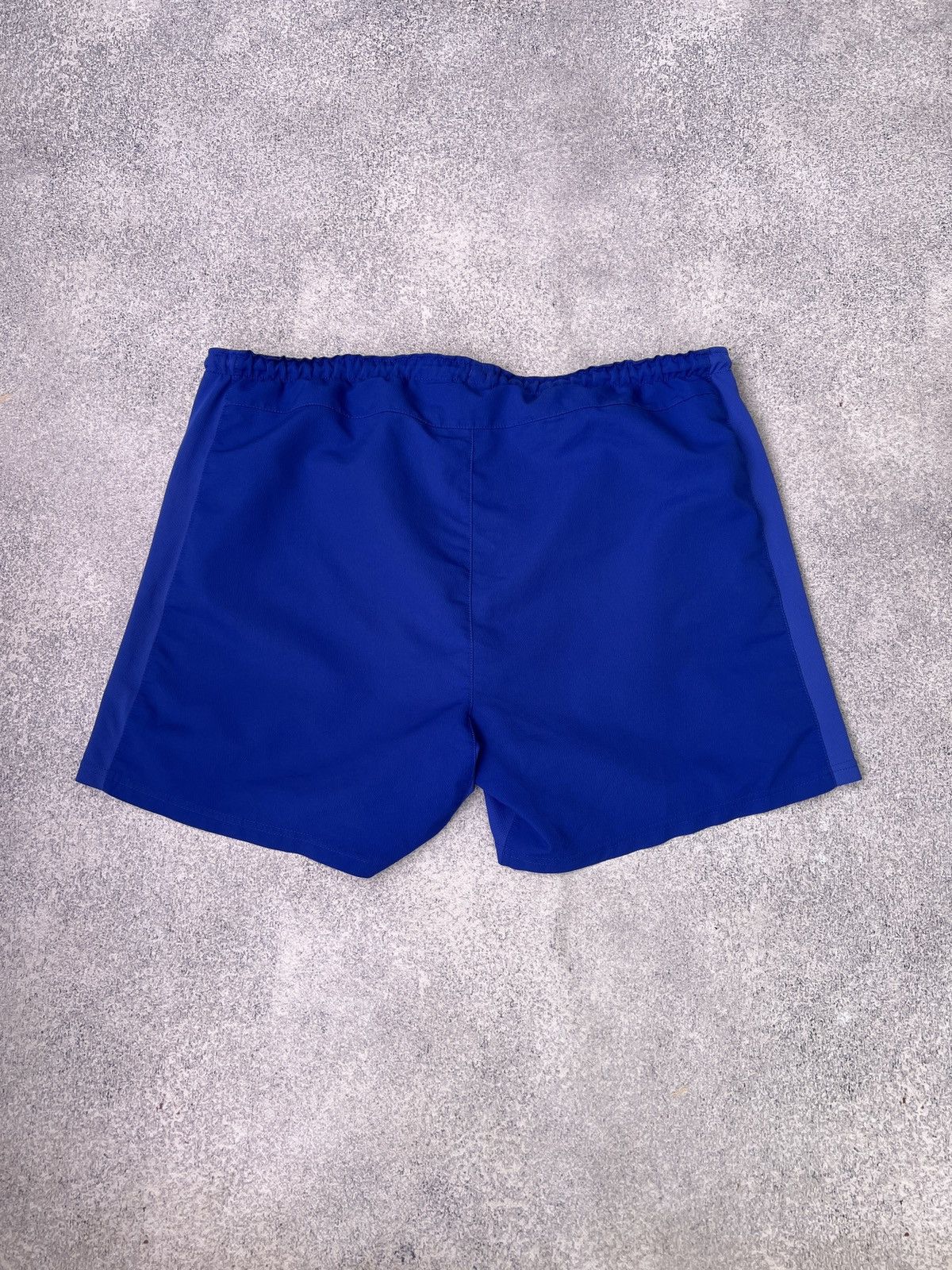 Nike × Vintage Vintage Manchester United Shorts Mens Blue Football Nike Size US 33 - 13 Thumbnail