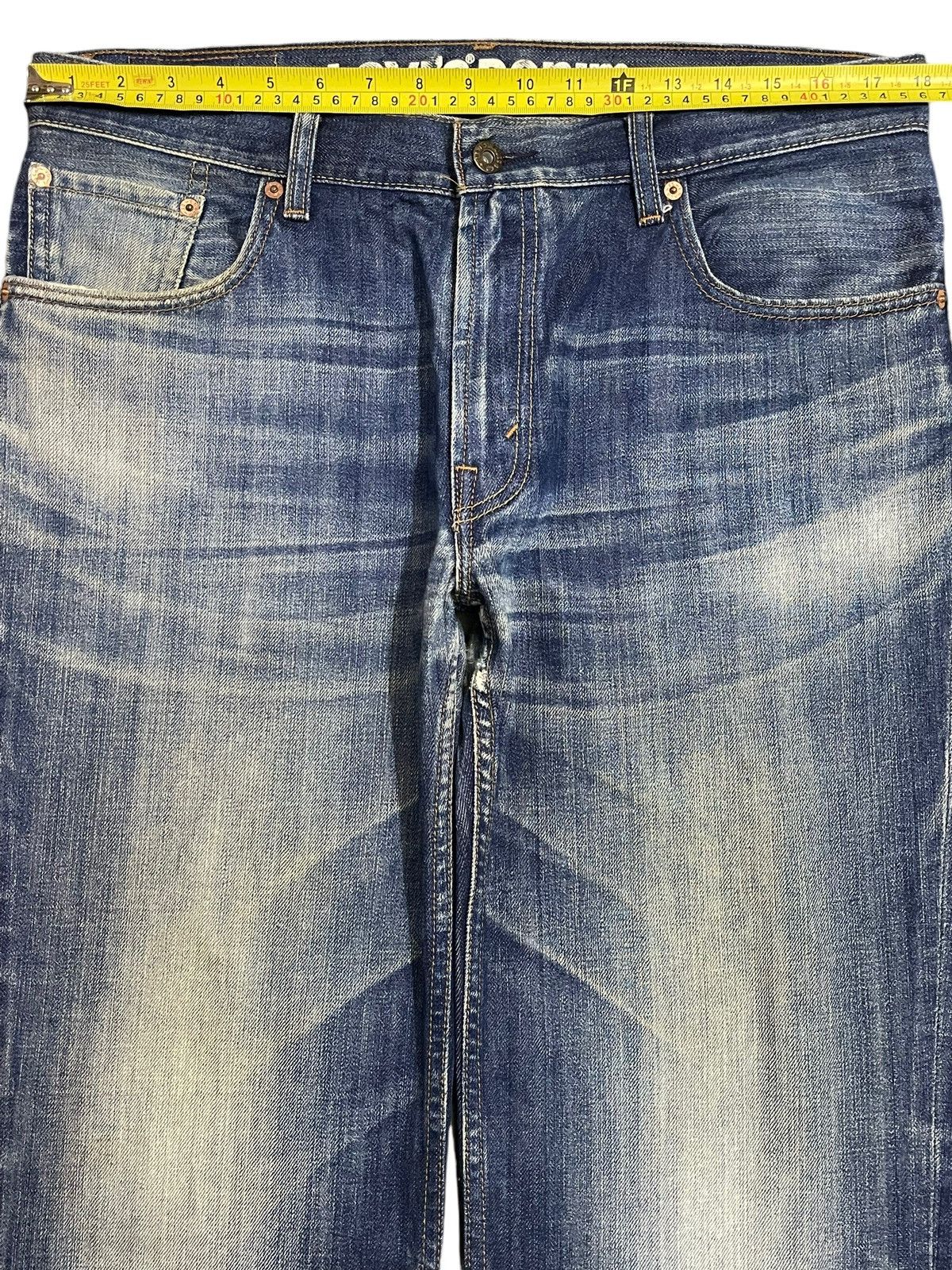 Levi's Vintage Levis 502 Blue Faded Wash Style Baggy Jeans Size US 36 / EU 52 - 12 Thumbnail