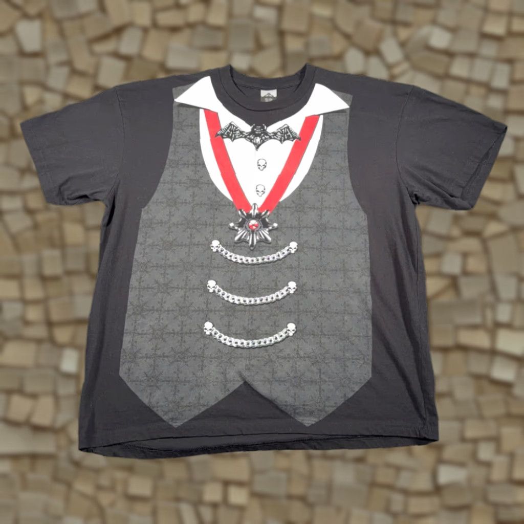 Delta VINTAGE Vampire Shirt Adult 2XL Black Dracula Tuxedo Costume Gothic Skull Bat Medallion Size US XXL / EU 58 / 5 - 1 Thumbnail