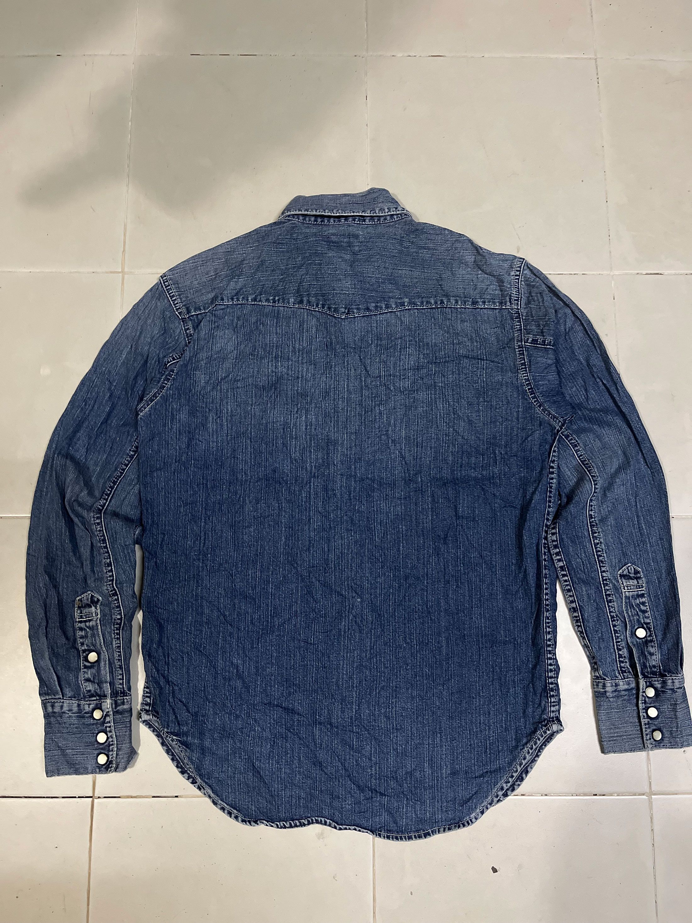 Designer Vintage Levis Pearl Snap Denim Western Dress Shirt Size US M / EU 48-50 / 2 - 3 Thumbnail