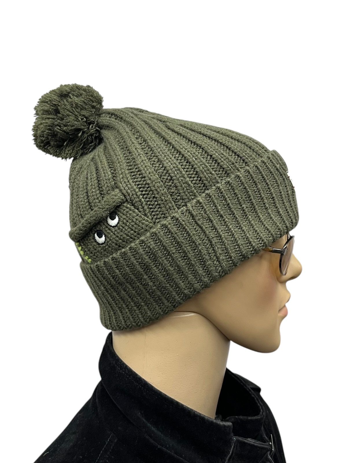 Anya Hindmarch DOPE🔥 ANYA HINDMARCH x UNIQLO Green Army Beanie Size ONE SIZE - 1 Thumbnail