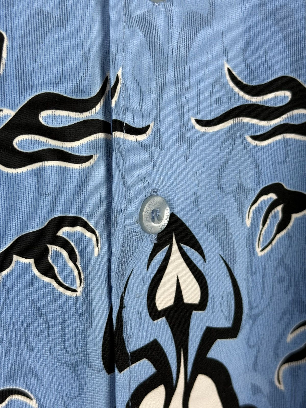 Other Fishbone Tribal Dragon Overprinted Y2K Crazy Button Up Shirt Size US L / EU 52-54 / 3 - 11 Thumbnail