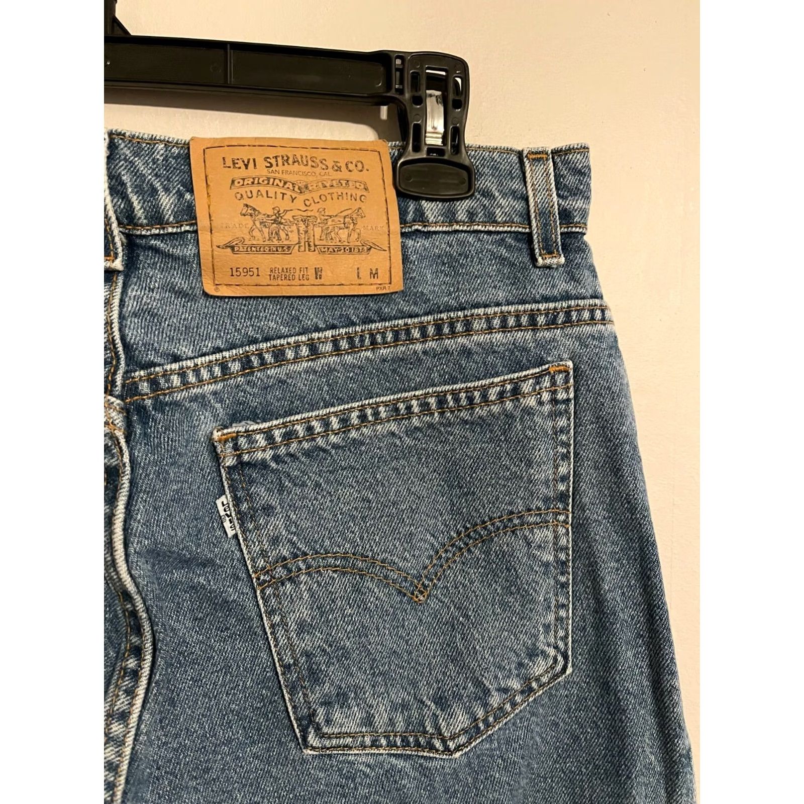 Levi's Vintage Levi'S 951 Relaxed Fit Tapered Denim Womens 16 Med Jeans - Blue Size 38" / US 16 / IT 52 - 2 Thumbnail