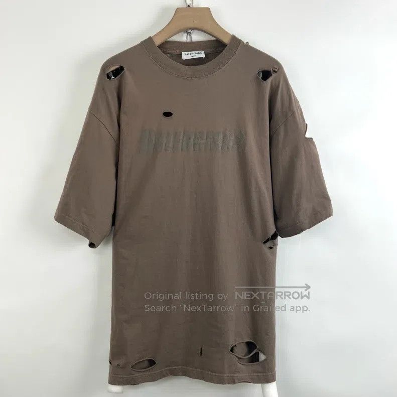 Balenciaga Balenciaga Large hole logo letter print round neck T-shirt Size US L / EU 52-54 / 3 - 1 Thumbnail