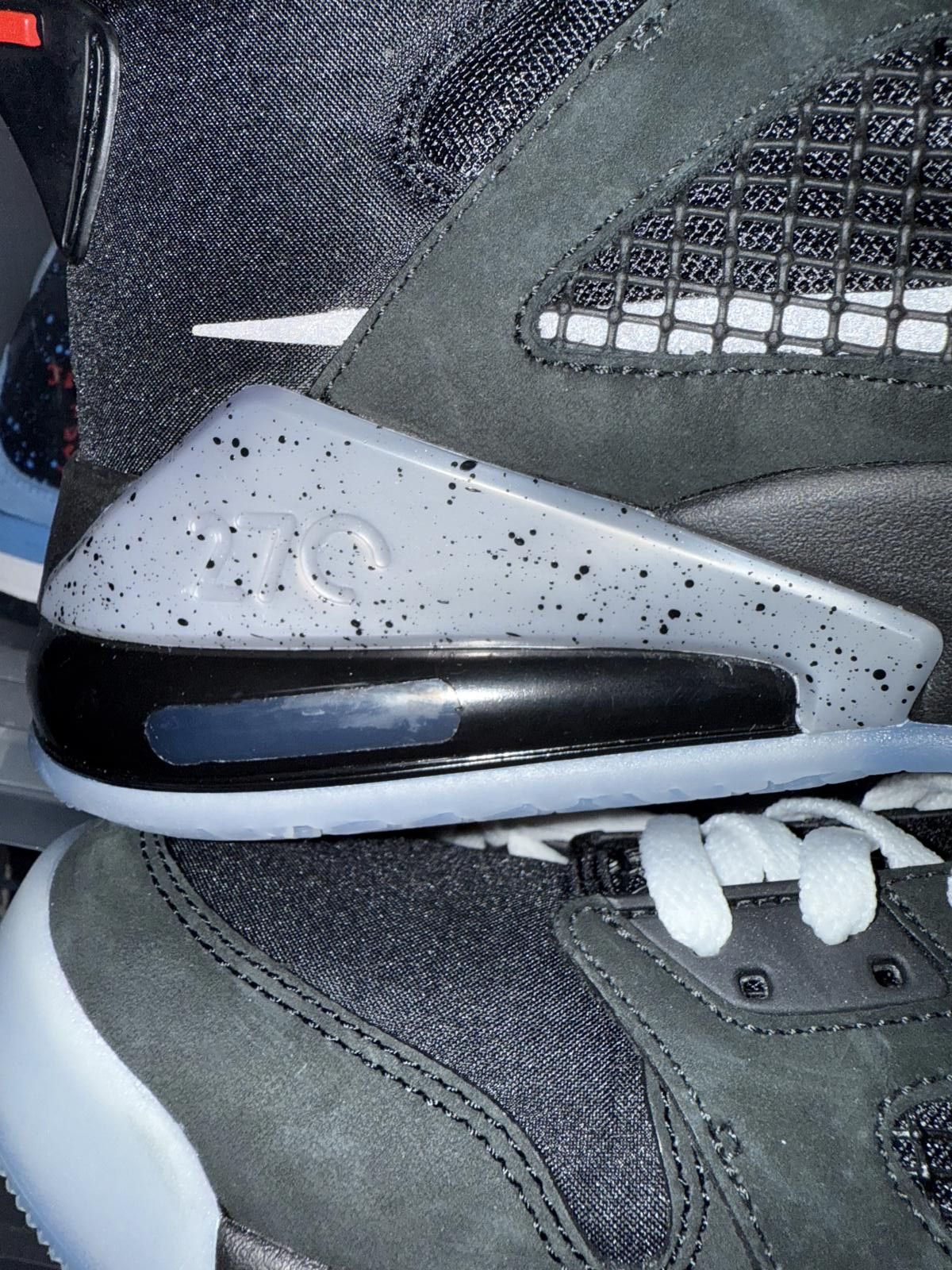 Nike Jordan Men’s Mars 270 Black Metallic Silver Sample Size US 9 / EU 42 - 11 Thumbnail
