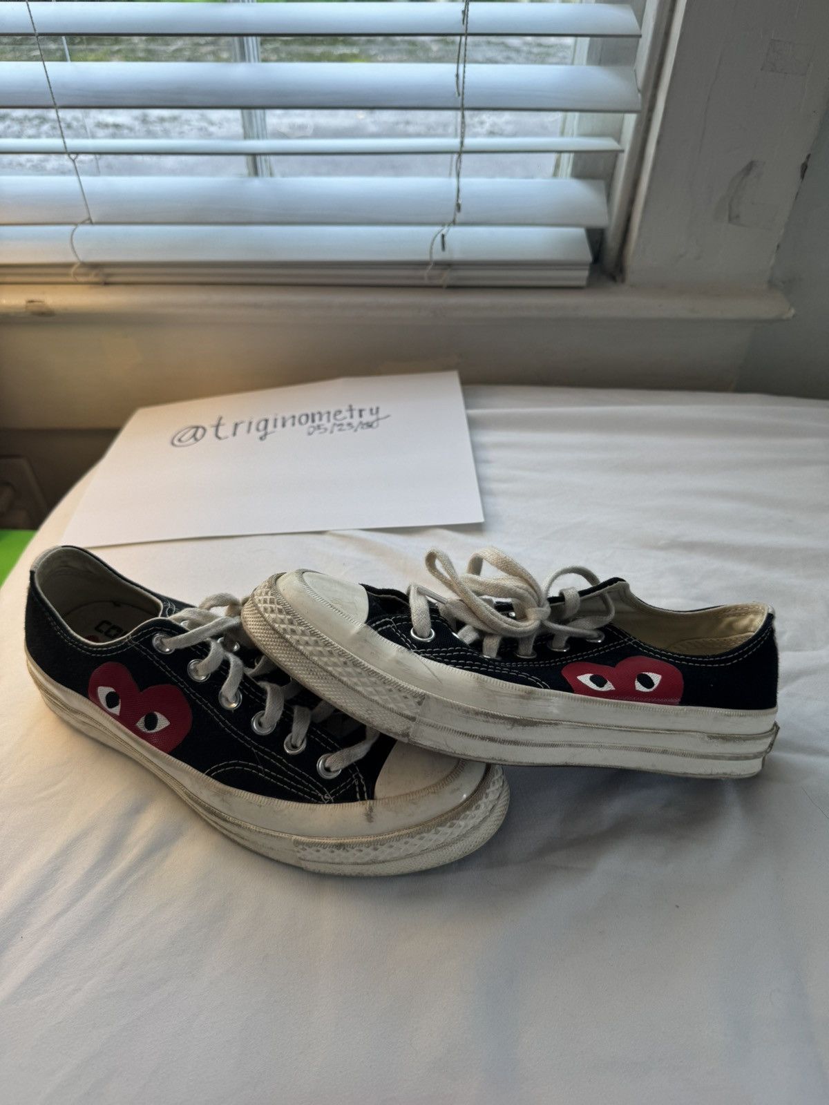Comme des Garcons PLAY × Converse Heart Low Top Sneakers Size 7 Women’s Size US 7 / IT 37 - 4 Thumbnail