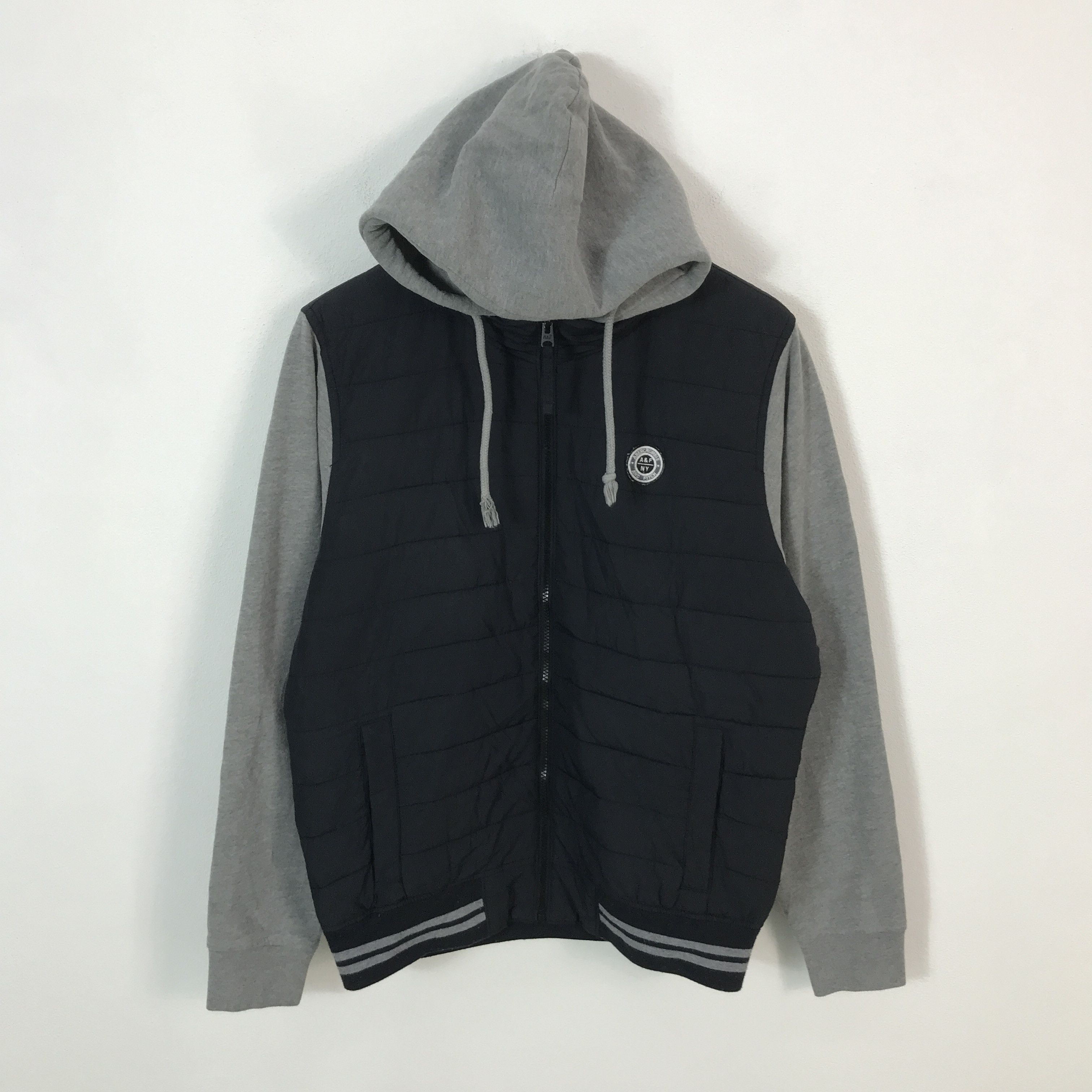 Abercrombie & Fitch abercrombie & fitch design Hoodie jacket Size US L / EU 52-54 / 3 - 1 Thumbnail