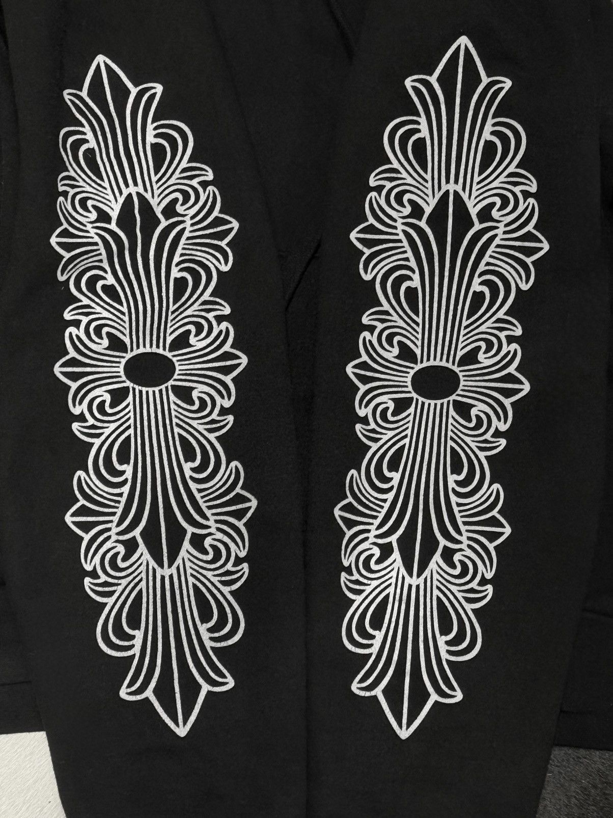 Chrome Hearts Chrome Hearts Hoodie Floral Back Horseshoe Size US S / EU 44-46 / 1 - 4 Thumbnail
