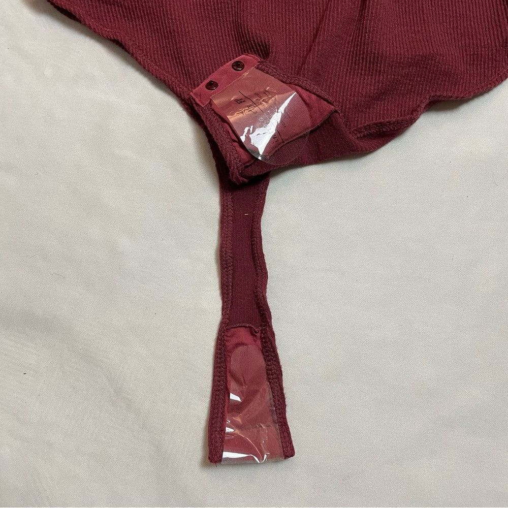 Free People NWT New $50 Free People Hi Hon Long Sleeve Rib Bodysuit Siz Size L / US 10 / IT 46 - 5 Thumbnail