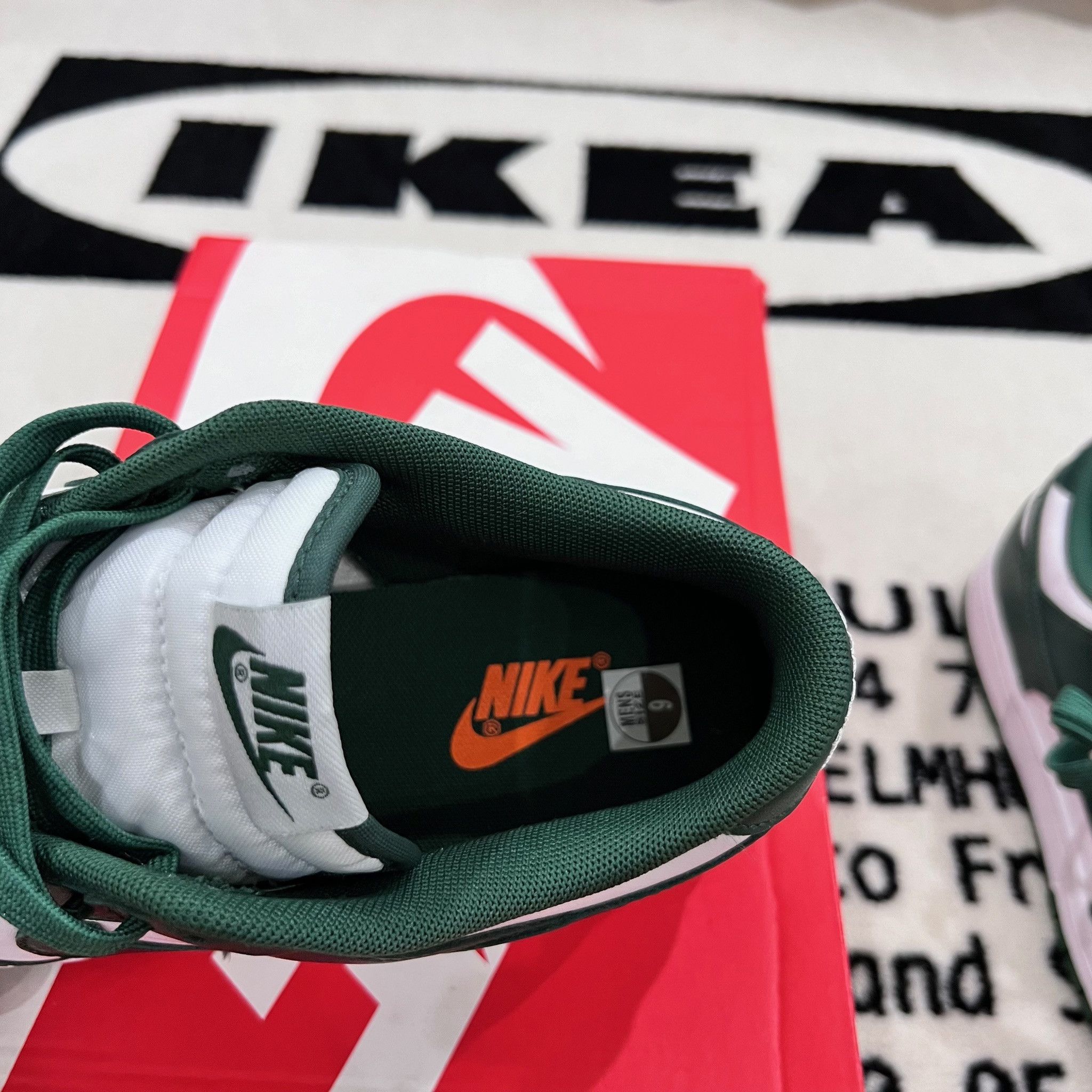 Nike Nike Dunk Low Retro White Green Michigan State - 9us Men Size US 9 / EU 42 - 8 Thumbnail